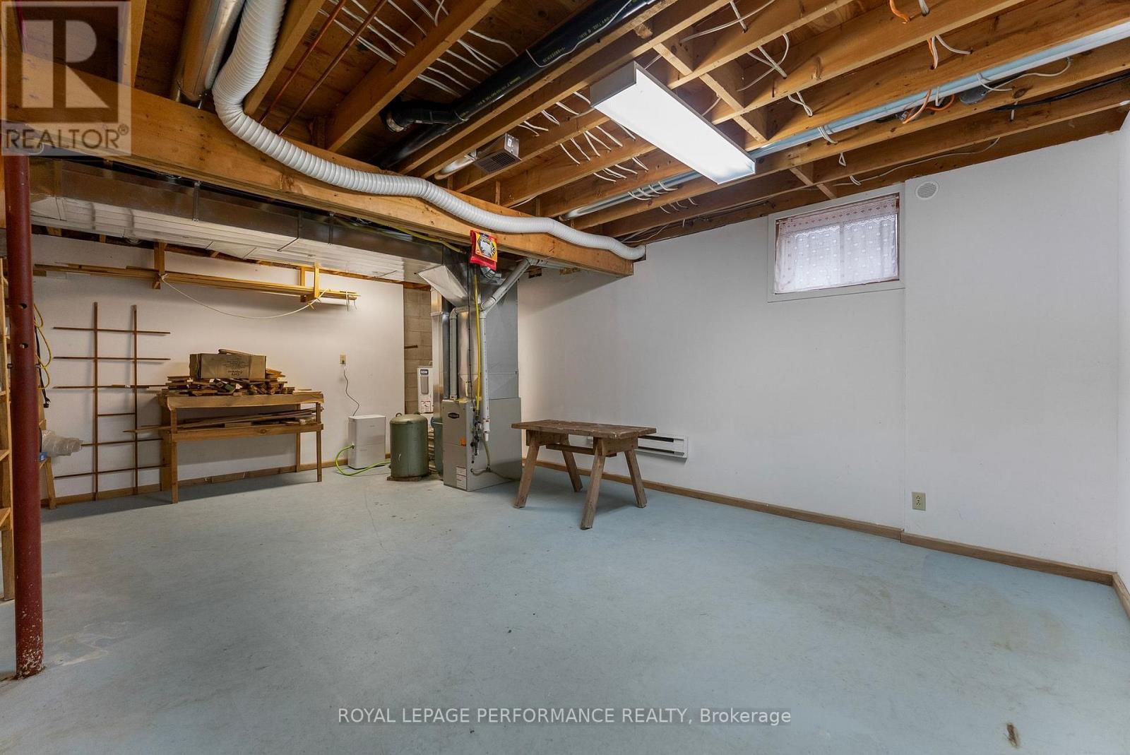 












82 ROSEBRUGH ROAD

,
Greater Madawaska,




Ontario
K7V3Z9

