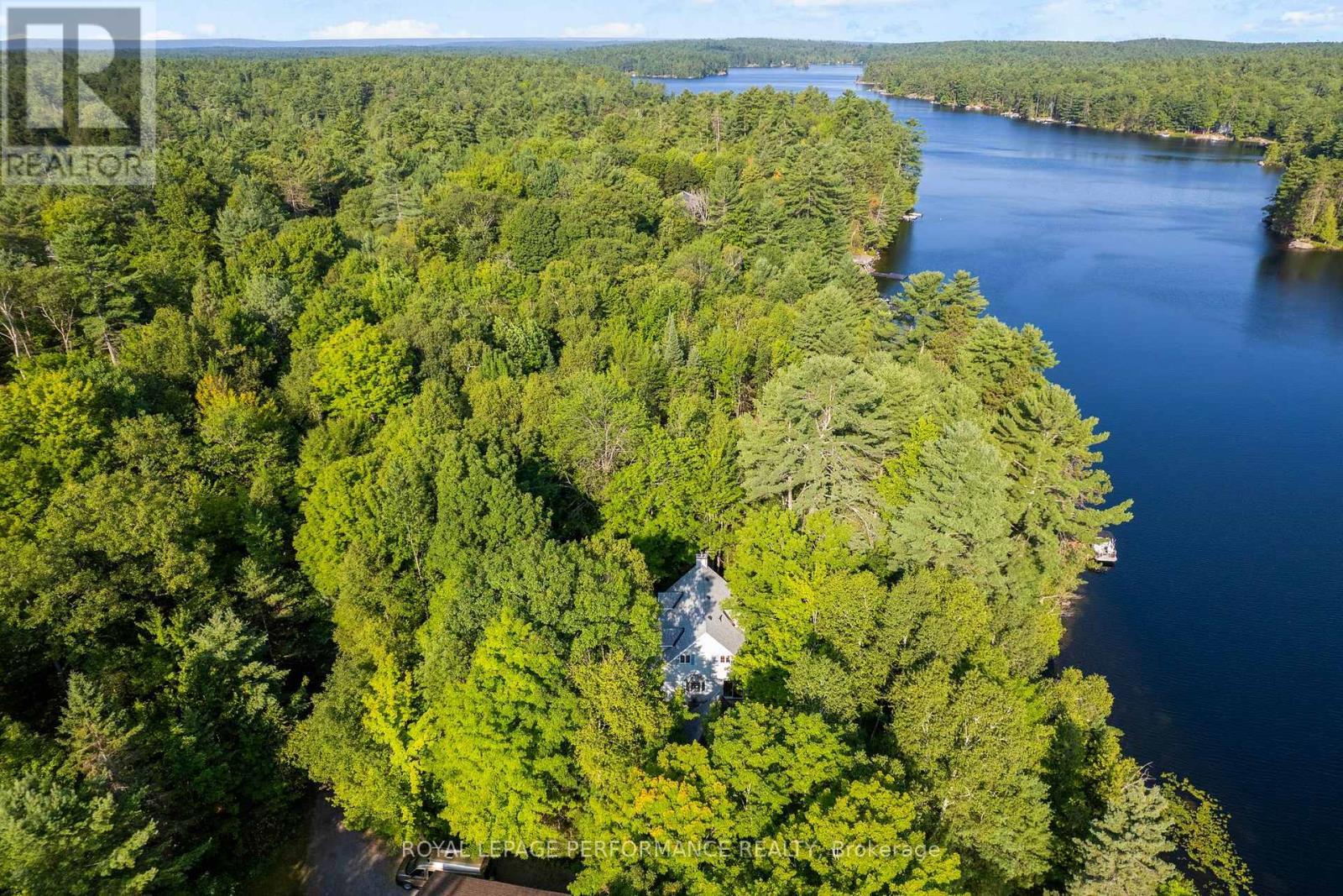












82 ROSEBRUGH ROAD

,
Greater Madawaska,




Ontario
K7V3Z9

