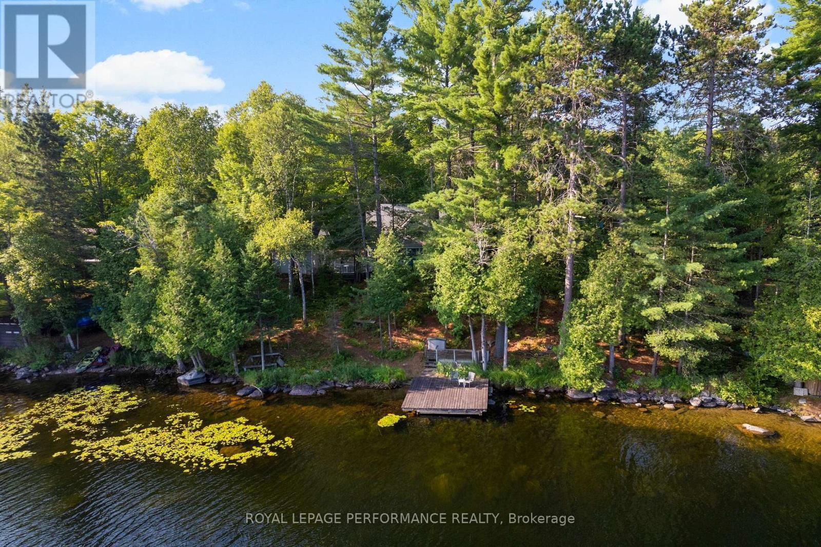 












82 ROSEBRUGH ROAD

,
Greater Madawaska,




Ontario
K7V3Z9

