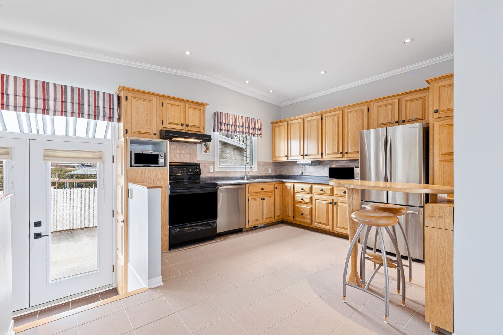 









432


Rue de Fontainebleau N.

,
Longueuil (Le Vieux-Longueuil),




QC
J4L2W5


