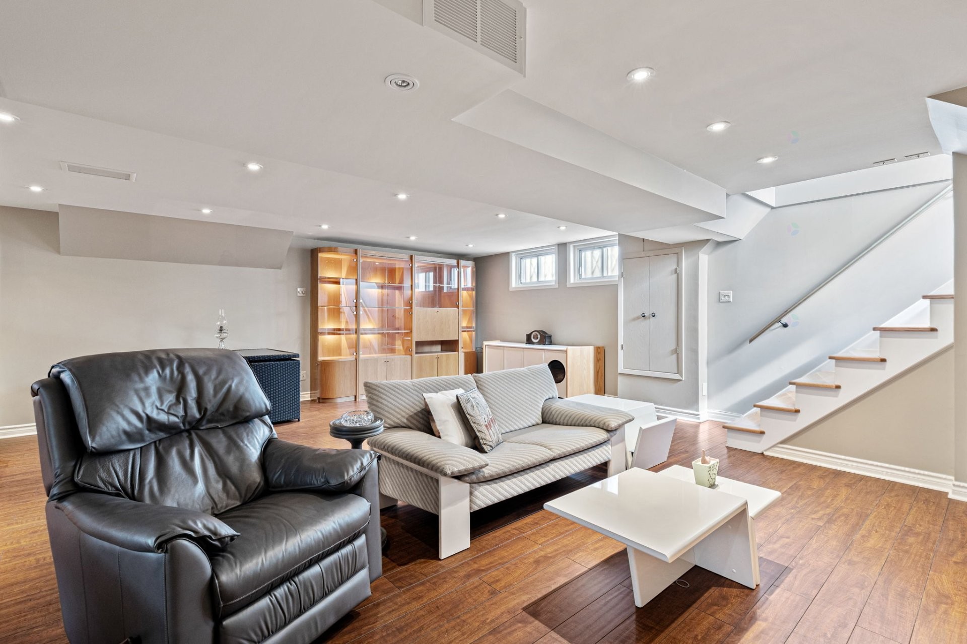 









432


Rue de Fontainebleau N.

,
Longueuil (Le Vieux-Longueuil),




QC
J4L2W5

