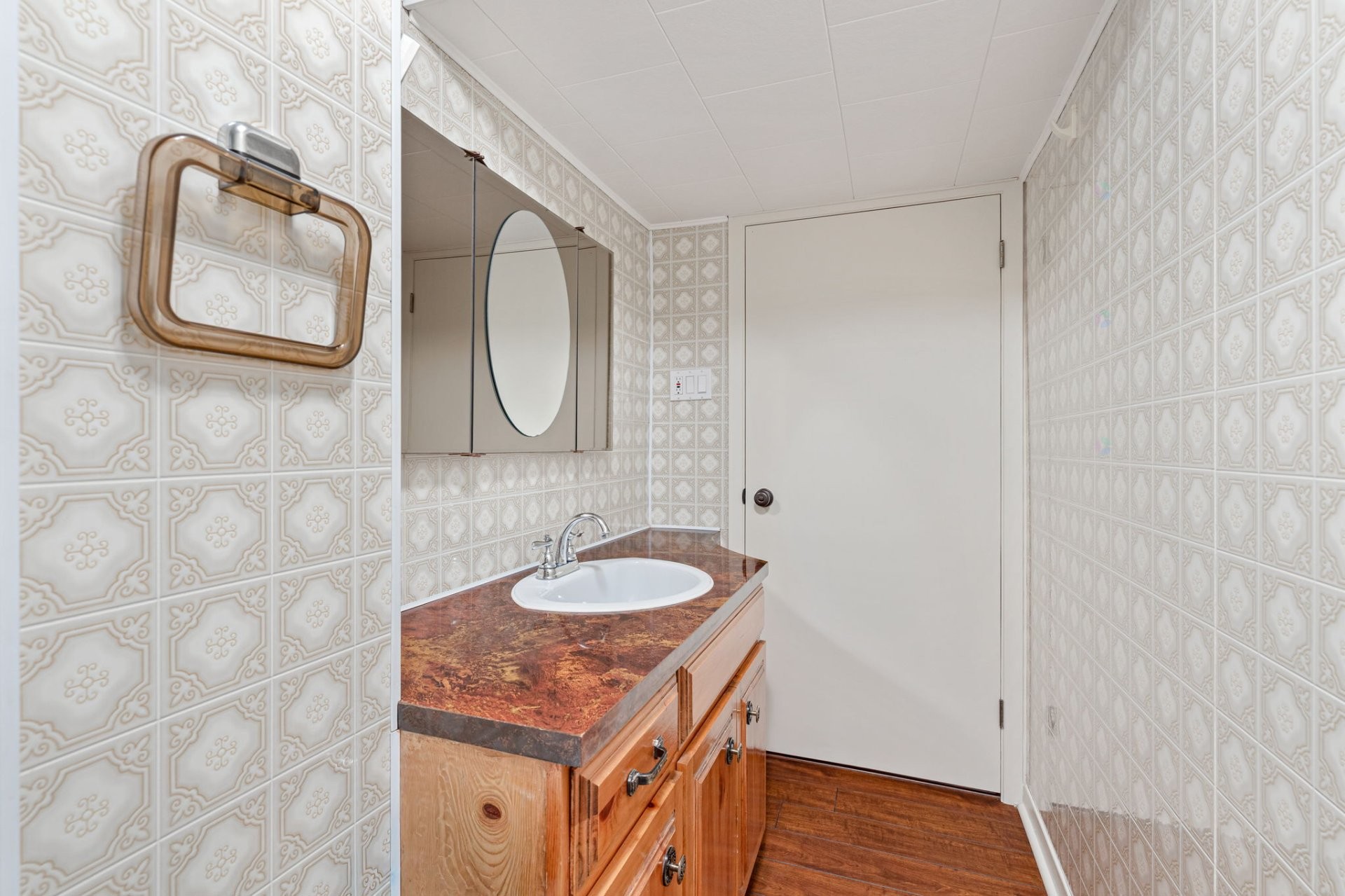 









432


Rue de Fontainebleau N.

,
Longueuil (Le Vieux-Longueuil),




QC
J4L2W5

