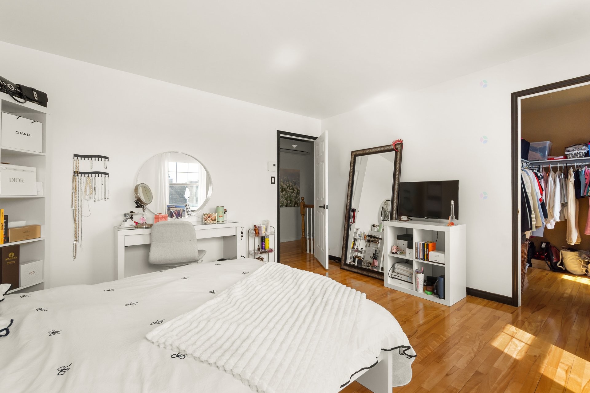 









200


Rue Michel-Lemay

,
Trois-Rivières,




QC
G8W2A4

