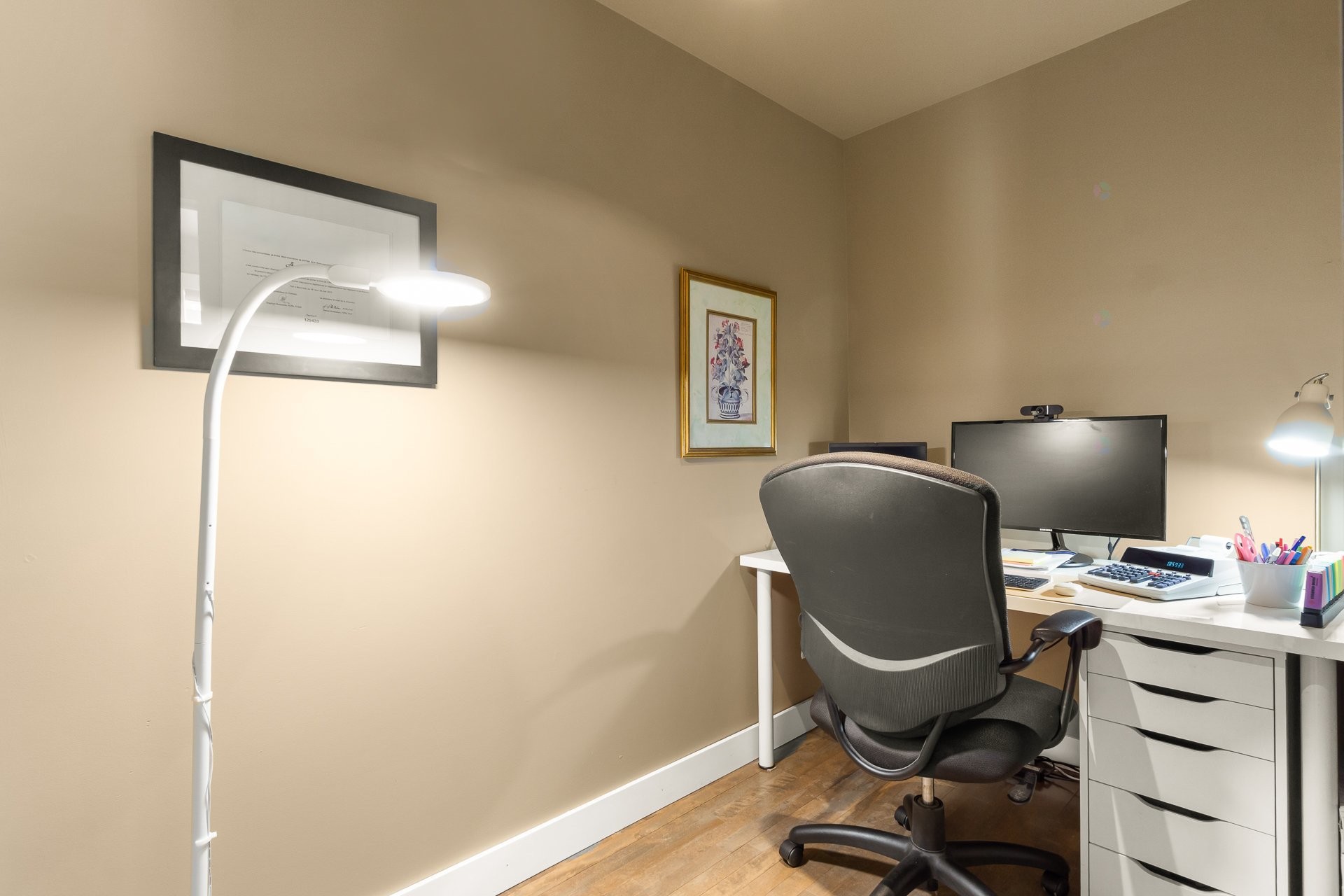 









200


Rue Michel-Lemay

,
Trois-Rivières,




QC
G8W2A4

