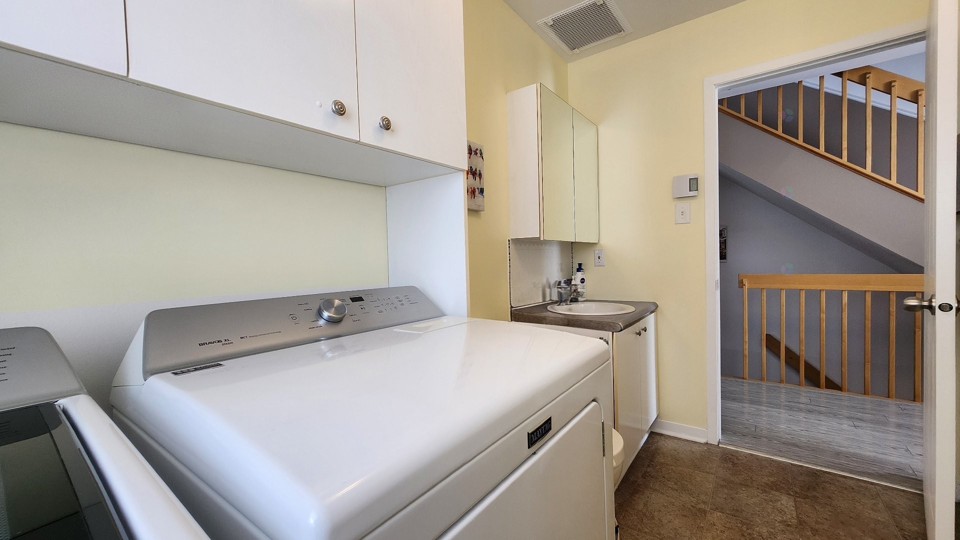 









3875


Rue Philibert-Dumas

,
Shawinigan,




QC
G9P5E6

