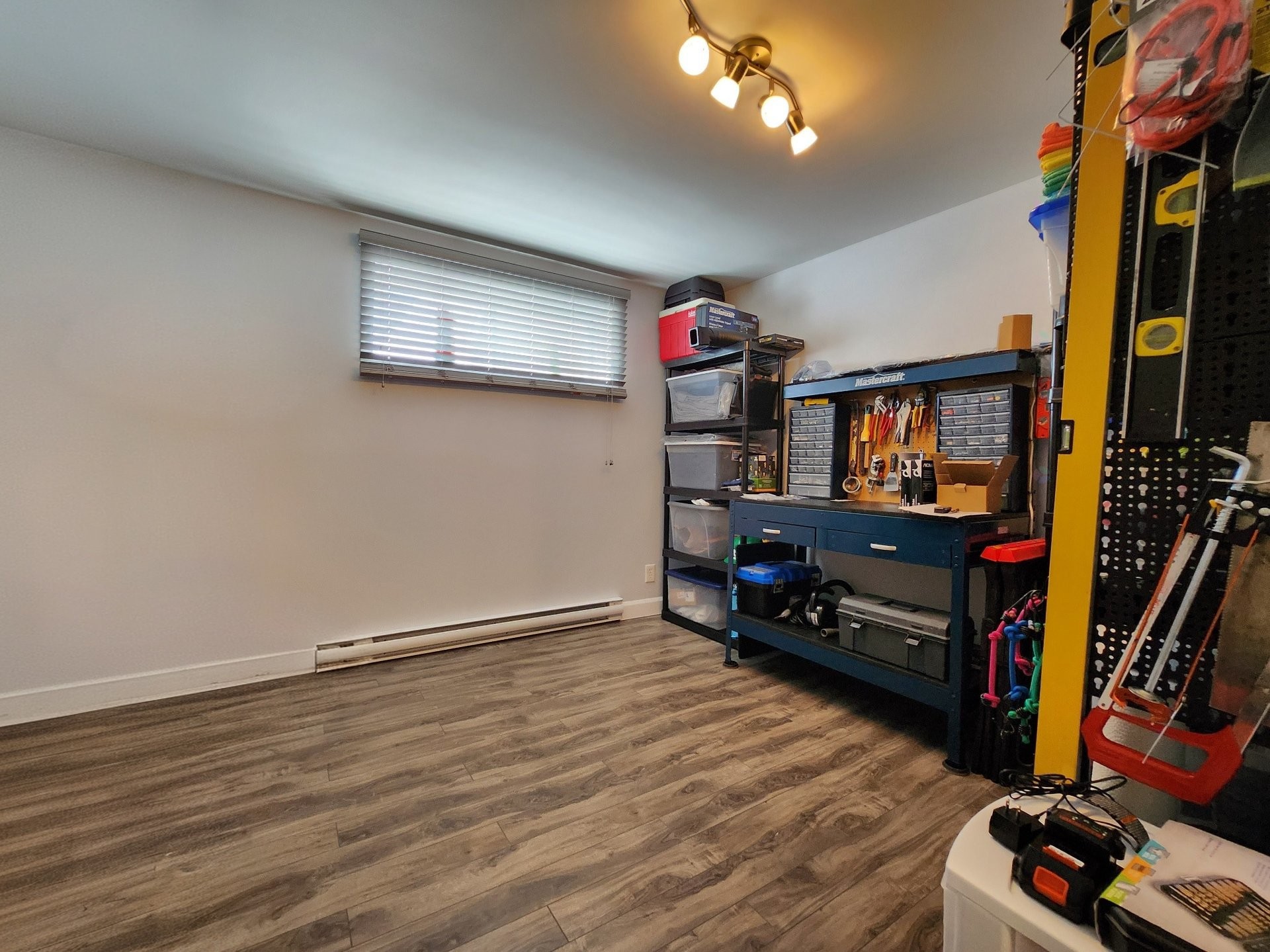 









3875


Rue Philibert-Dumas

,
Shawinigan,




QC
G9P5E6


