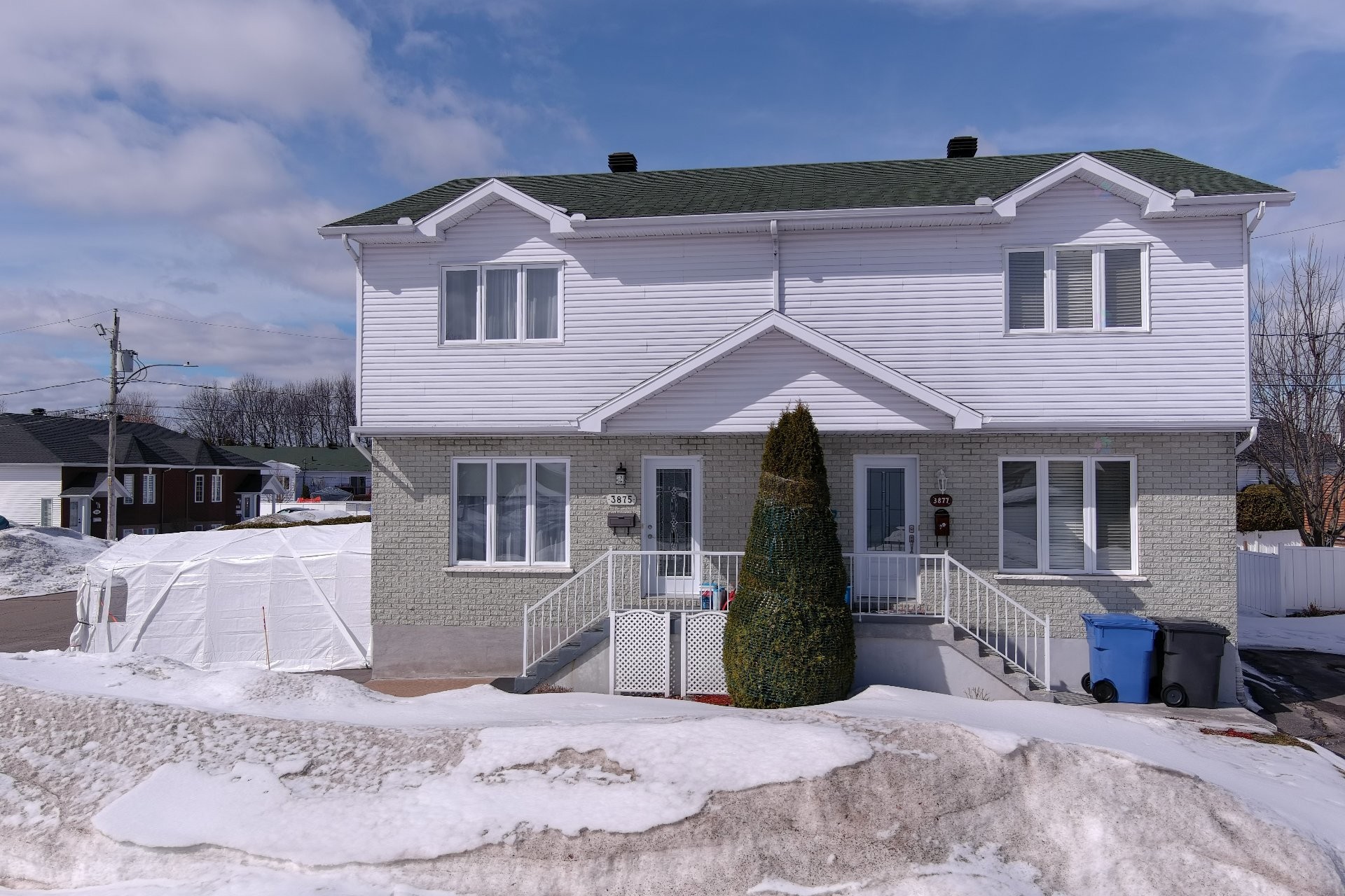 









3875


Rue Philibert-Dumas

,
Shawinigan,




QC
G9P5E6

