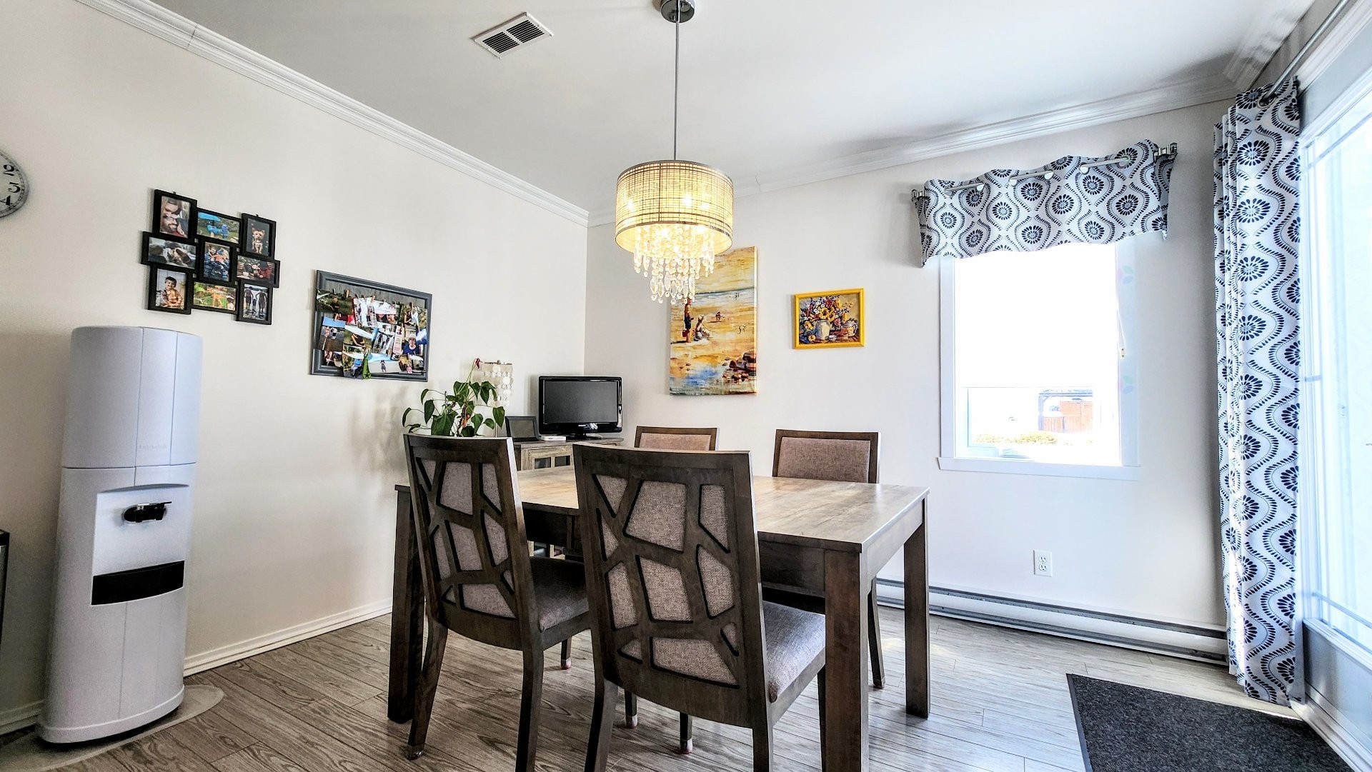 









3875


Rue Philibert-Dumas

,
Shawinigan,




QC
G9P5E6

