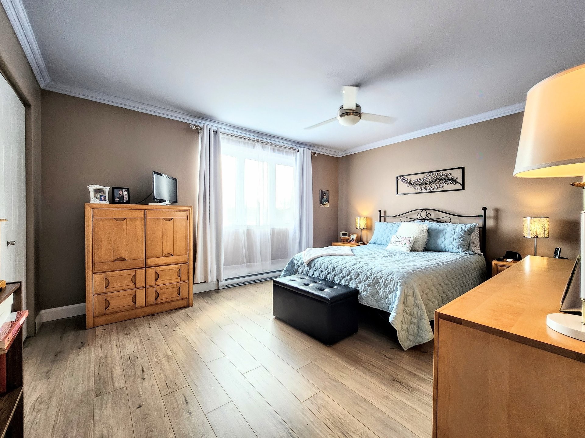









3875


Rue Philibert-Dumas

,
Shawinigan,




QC
G9P5E6

