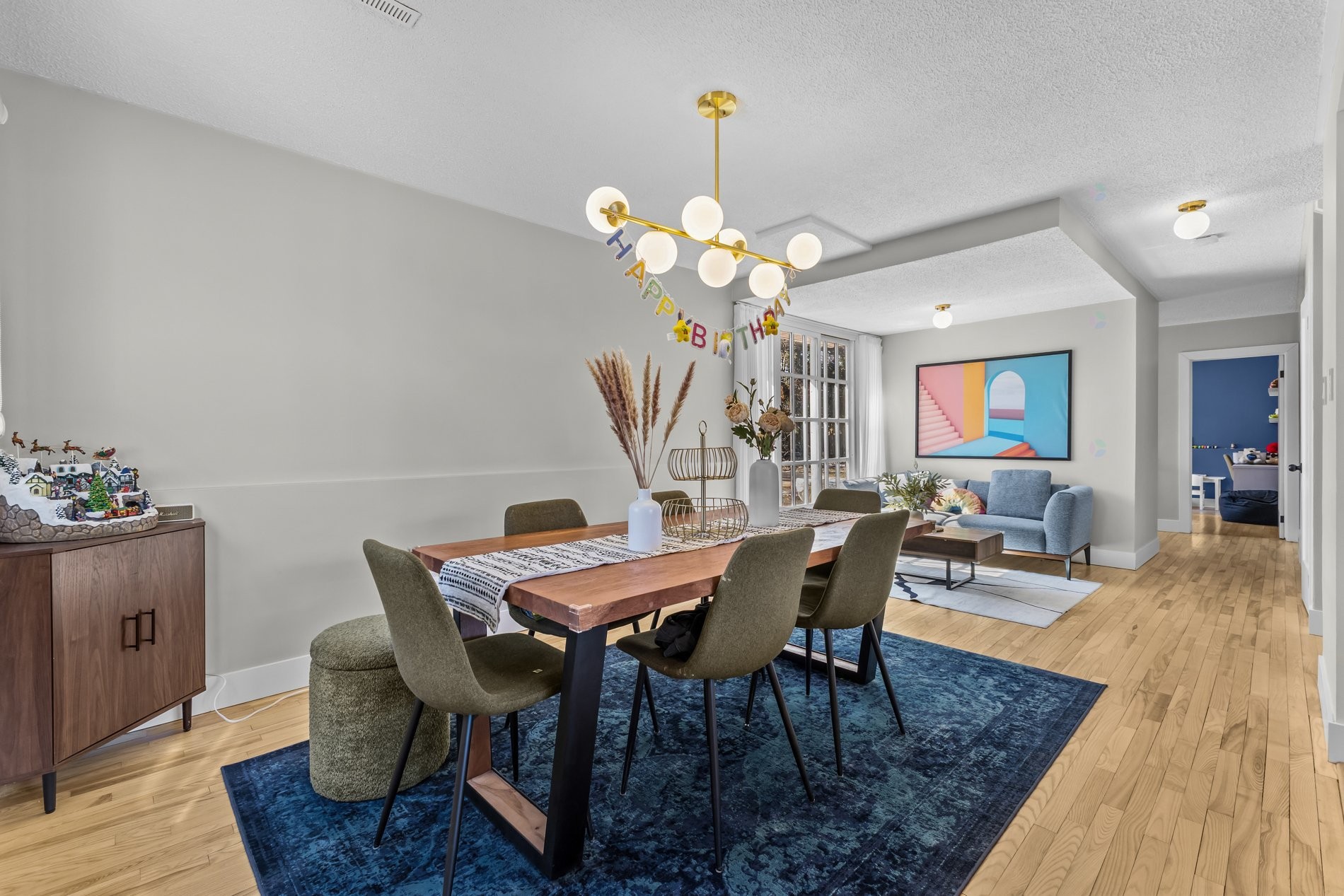 









160


Hampshire Road

,
Beaconsfield,




QC
H9W3N3

