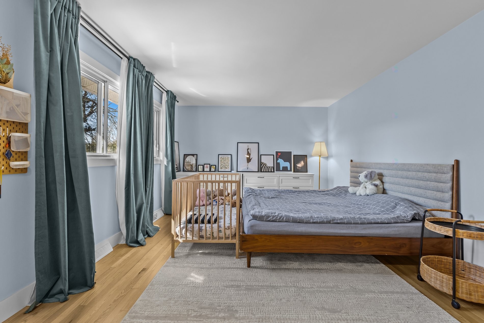 









160


Hampshire Road

,
Beaconsfield,




QC
H9W3N3

