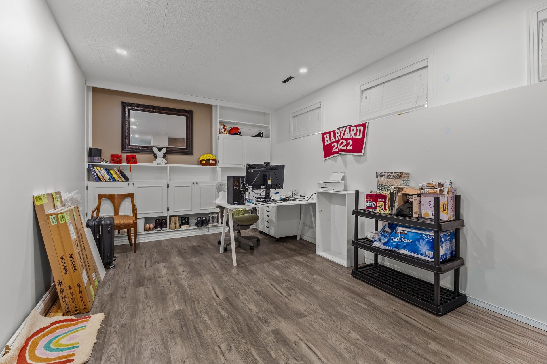 









160


Hampshire Road

,
Beaconsfield,




QC
H9W3N3

