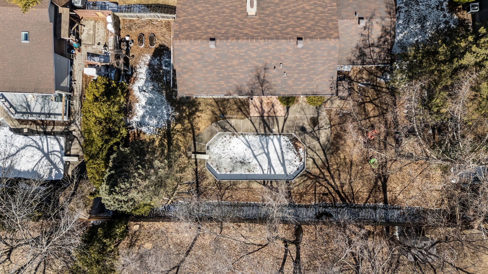 









160


Hampshire Road

,
Beaconsfield,




QC
H9W3N3

