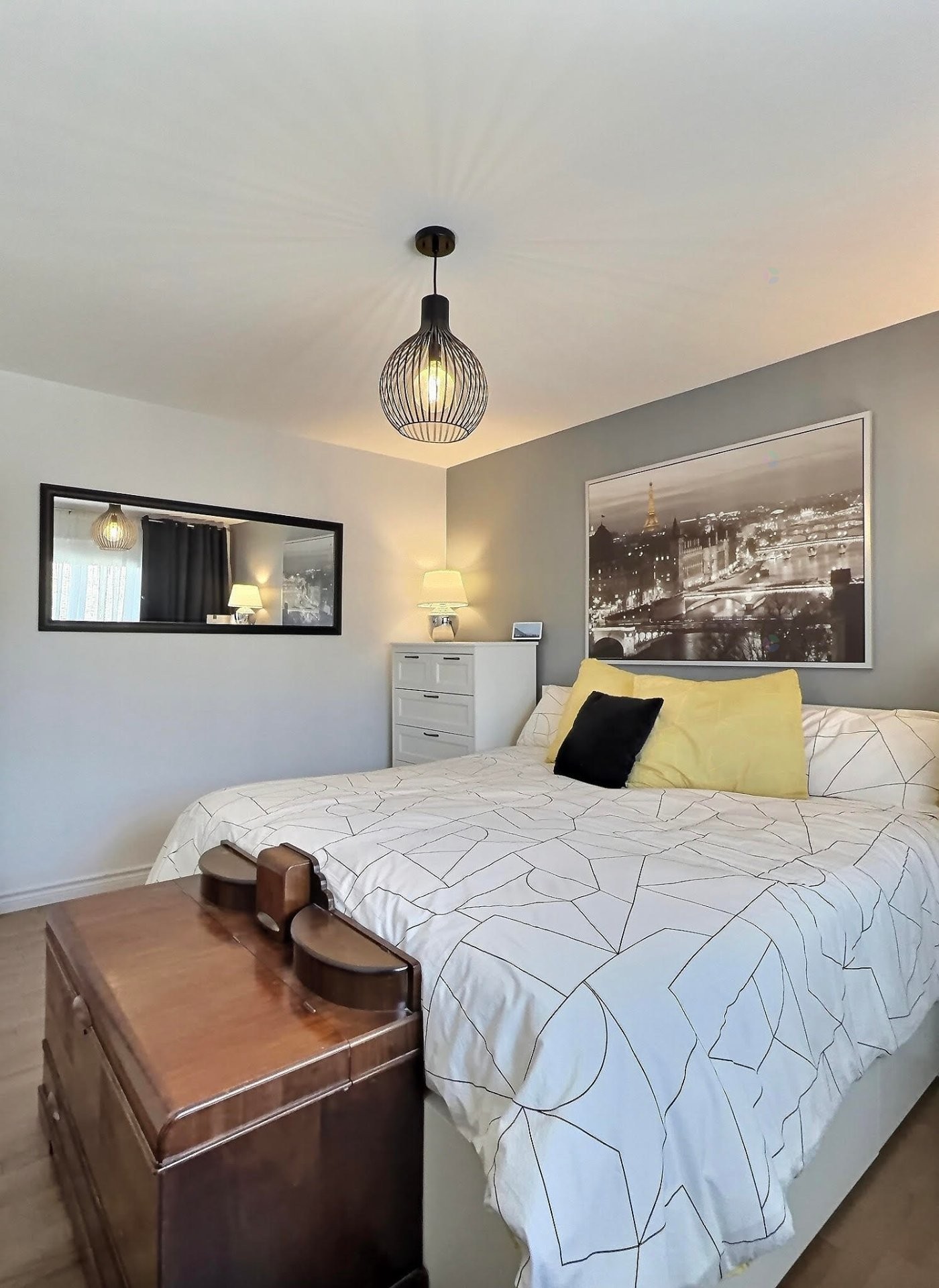









212


Rue Tétreault

,
Trois-Rivières,




QC
G8T4V2

