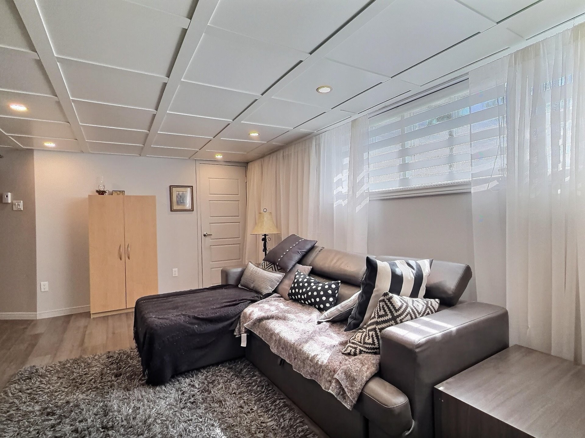 









212


Rue Tétreault

,
Trois-Rivières,




QC
G8T4V2


