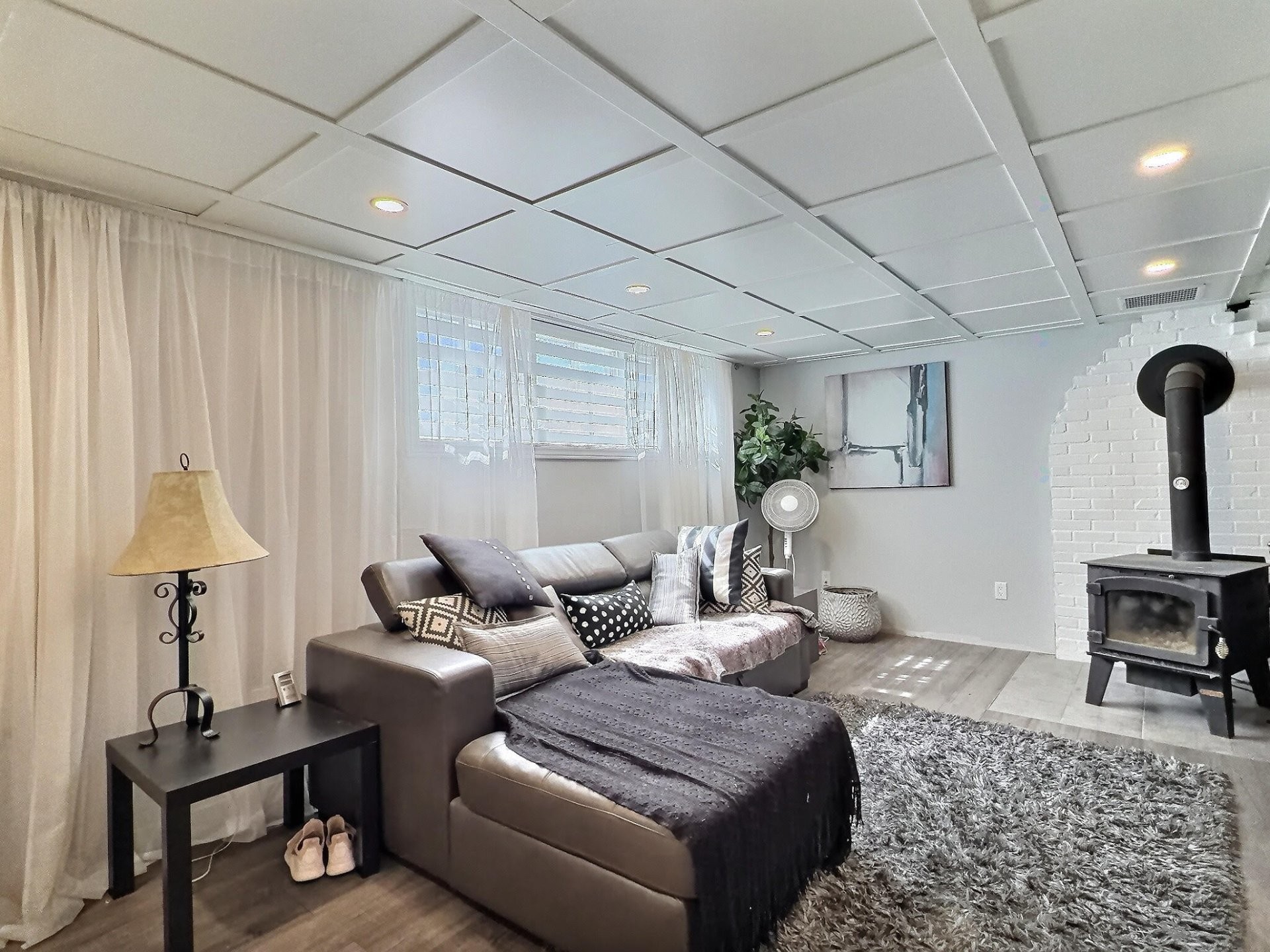 









212


Rue Tétreault

,
Trois-Rivières,




QC
G8T4V2

