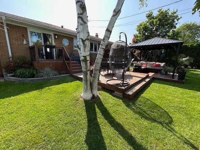 









212


Rue Tétreault

,
Trois-Rivières,




QC
G8T4V2

