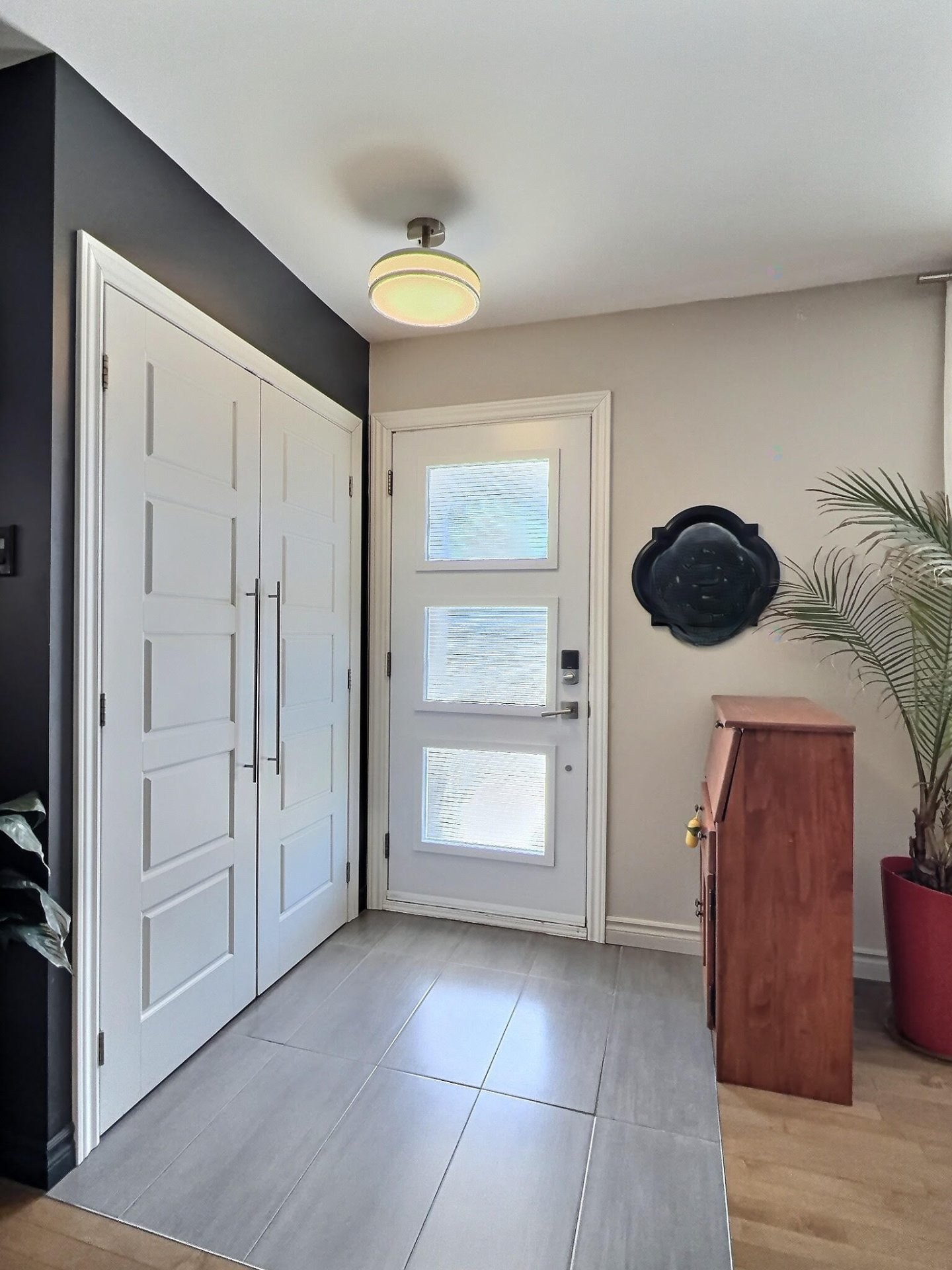 









212


Rue Tétreault

,
Trois-Rivières,




QC
G8T4V2

