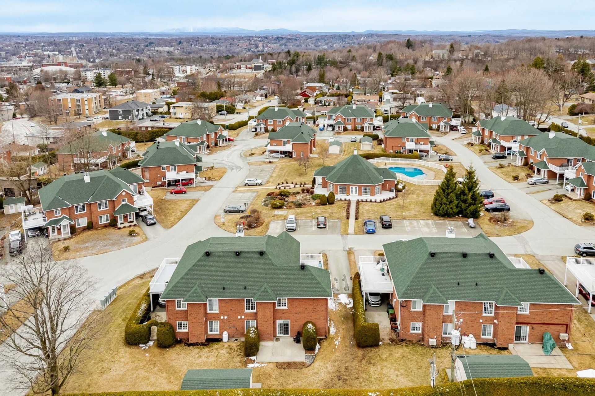









677


12e Avenue N.

, 1201A,
Sherbrooke (Fleurimont),




QC
J1E4L8

