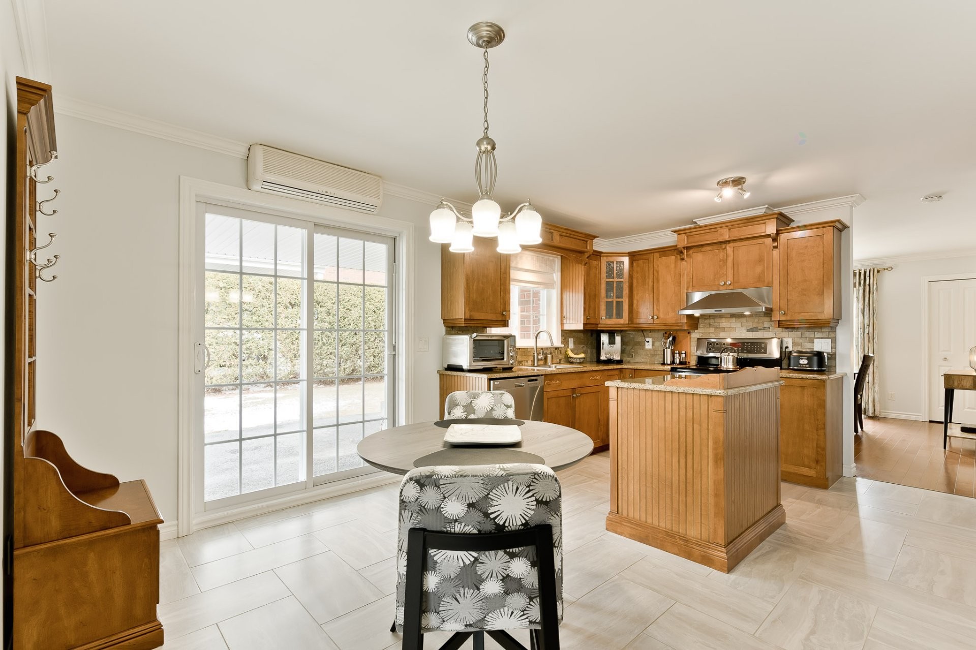









677


12e Avenue N.

, 1201A,
Sherbrooke (Fleurimont),




QC
J1E4L8

