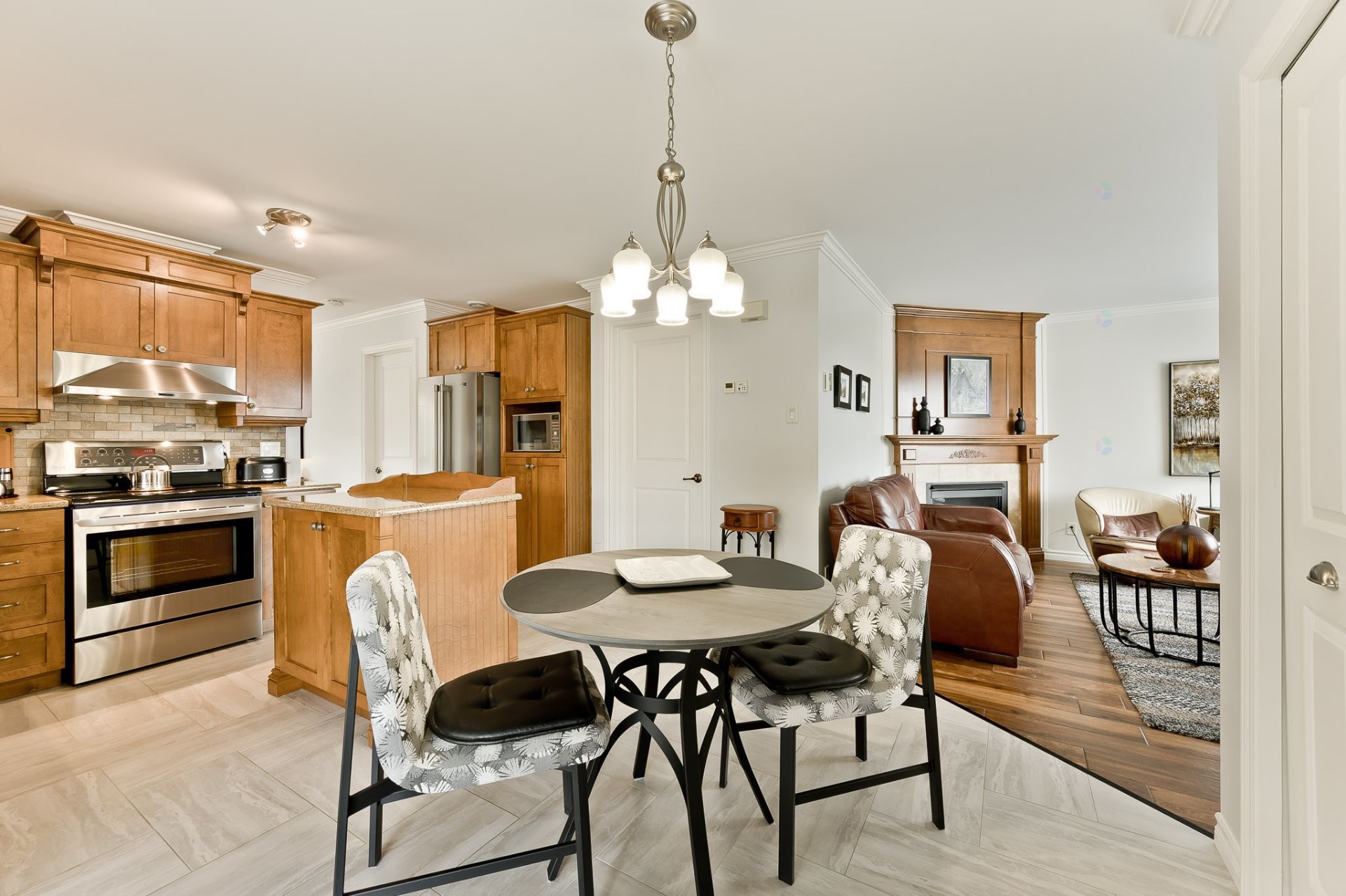 









677


12e Avenue N.

, 1201A,
Sherbrooke (Fleurimont),




QC
J1E4L8

