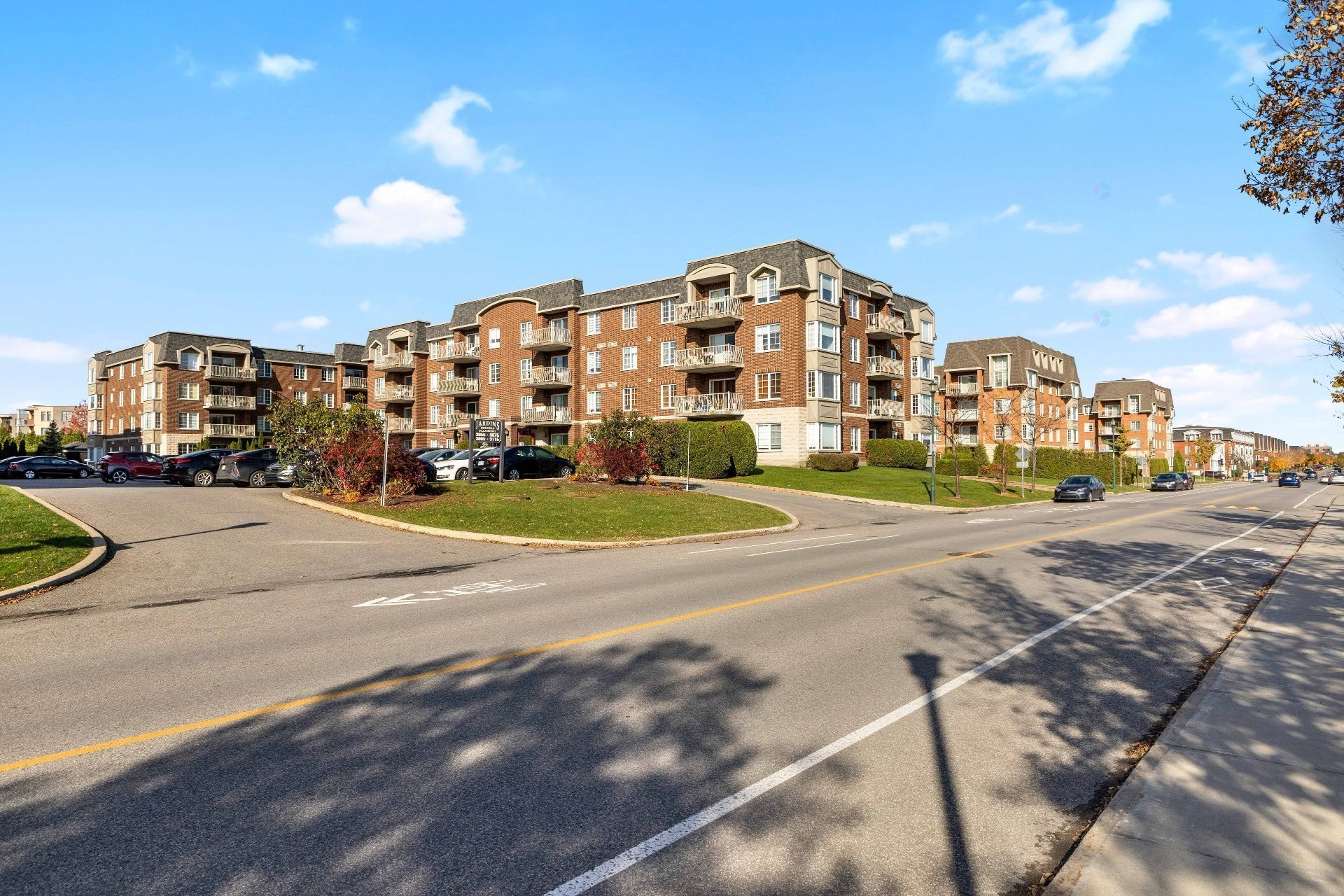 









3075


Av. Ernest-Hemingway

, 101,
Montréal (Saint-Laurent),




QC
H4R0A7

