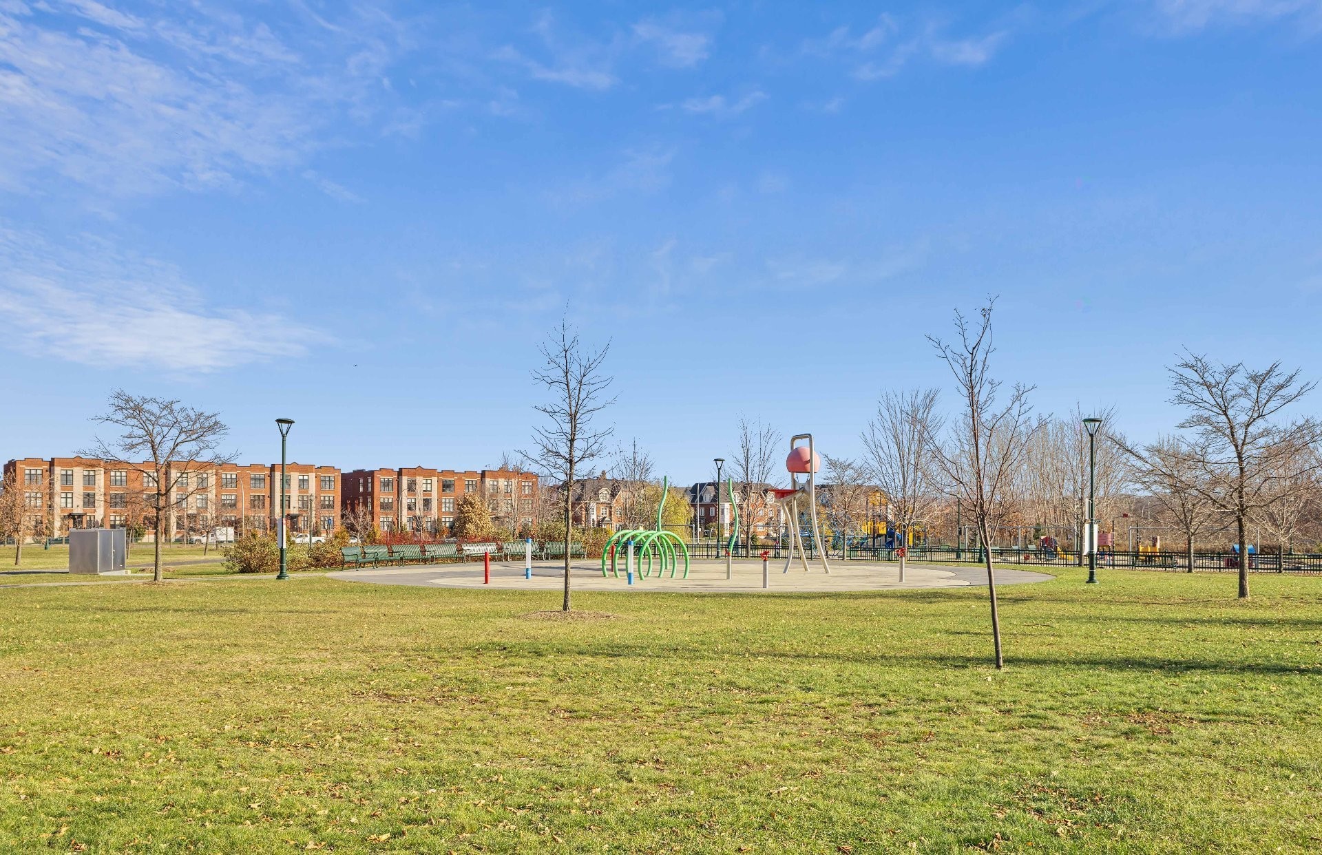 









3075


Av. Ernest-Hemingway

, 101,
Montréal (Saint-Laurent),




QC
H4R0A7

