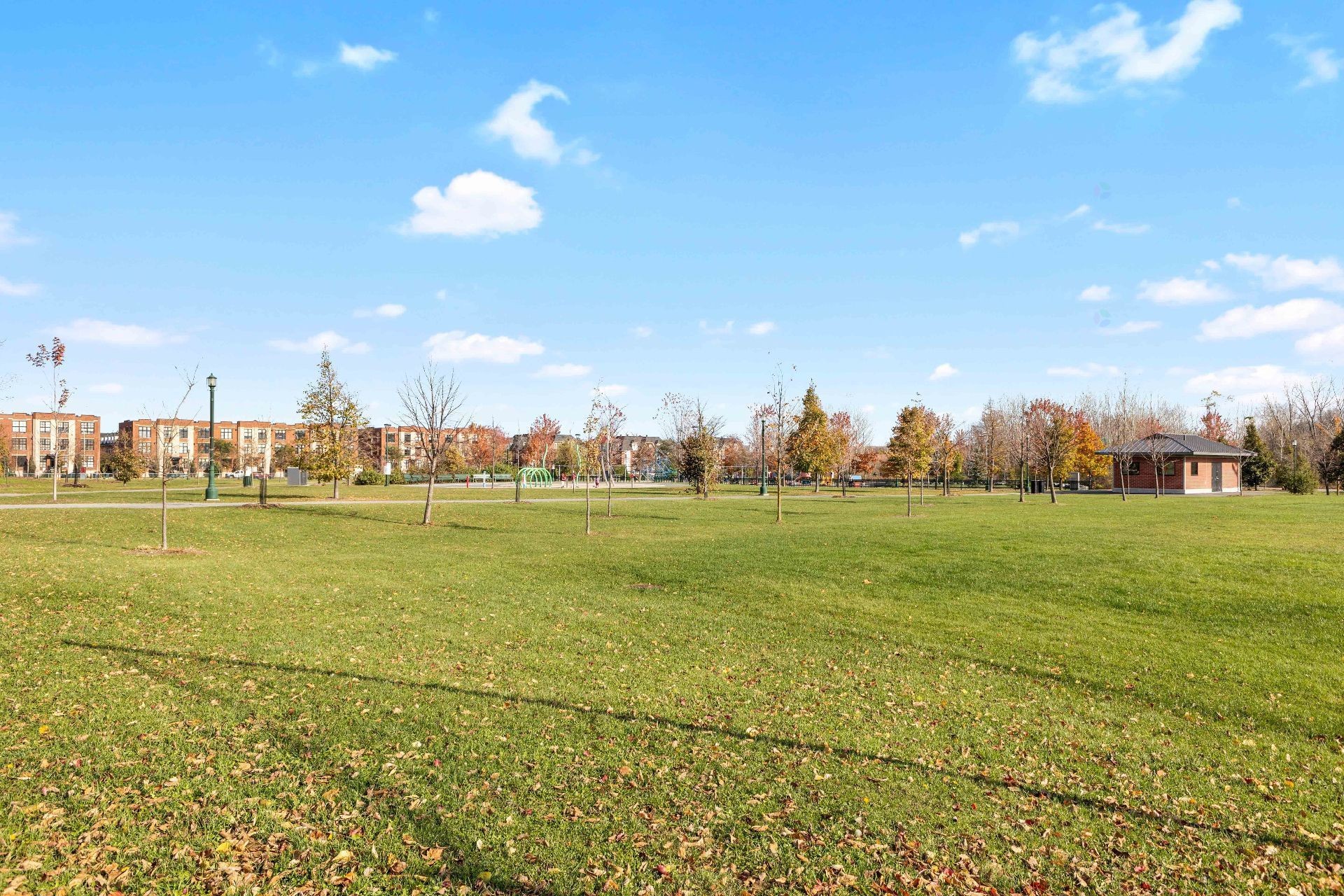 









3075


Av. Ernest-Hemingway

, 101,
Montréal (Saint-Laurent),




QC
H4R0A7

