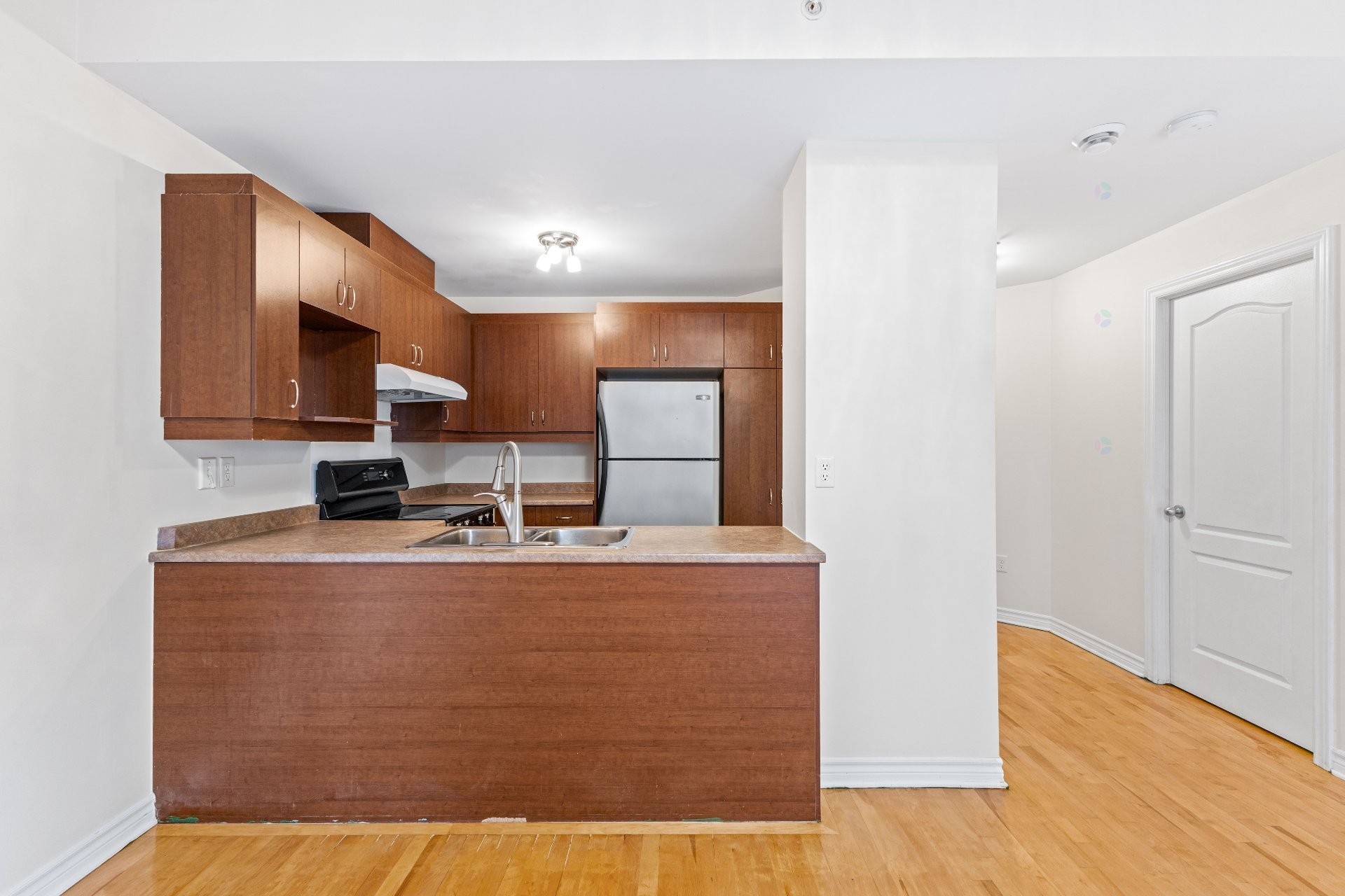 









3075


Av. Ernest-Hemingway

, 101,
Montréal (Saint-Laurent),




QC
H4R0A7

