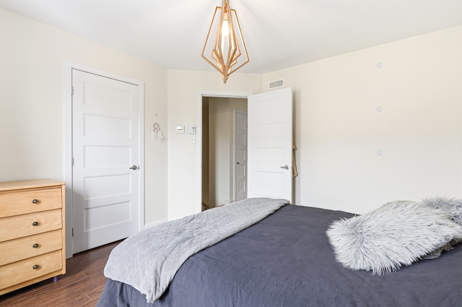 









1117


Rue St-Viateur

,
Joliette,




QC
J6E0K4

