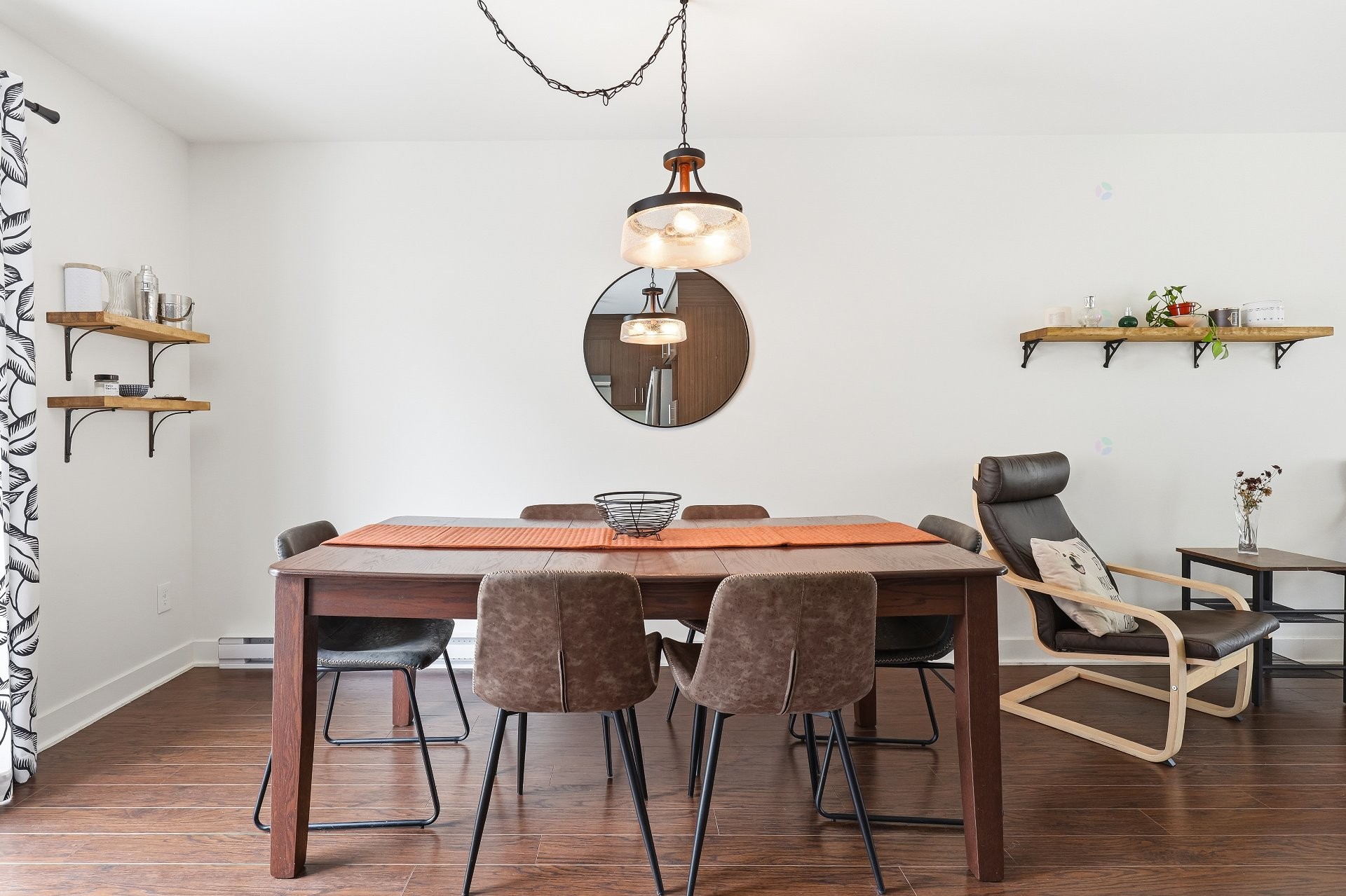 









1117


Rue St-Viateur

,
Joliette,




QC
J6E0K4

