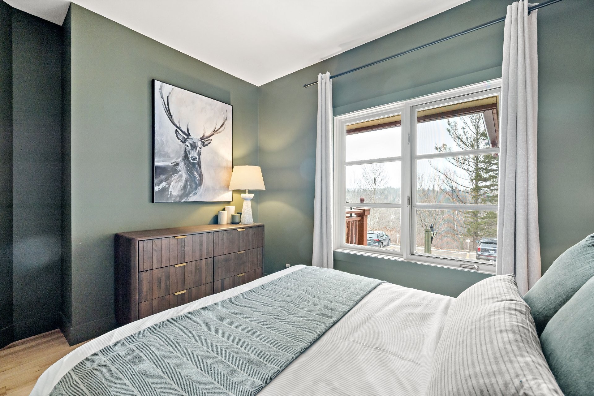 









218


Ch. de la Forêt

, 4,
Mont-Tremblant,




QC
J8E3K8

