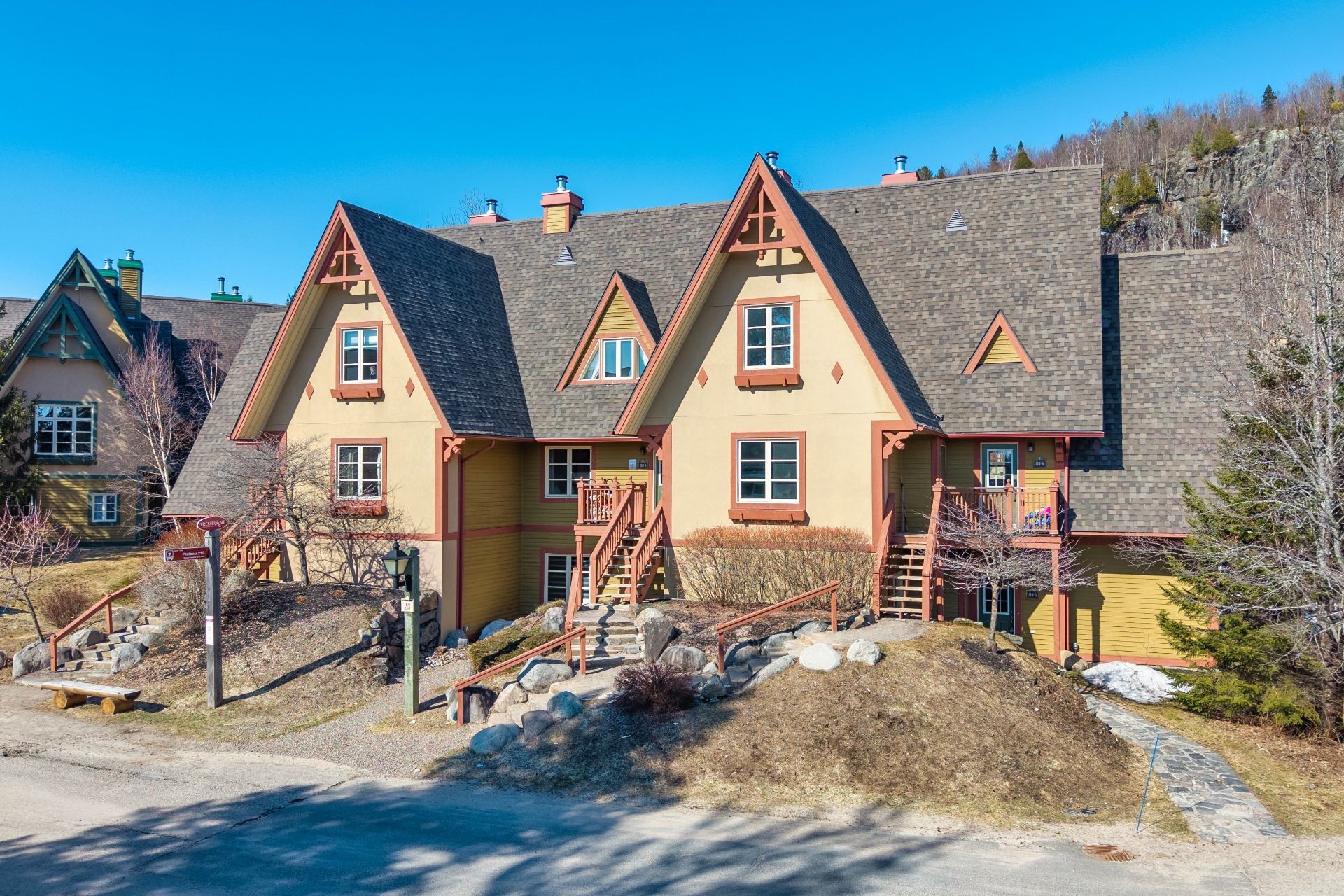 









218


Ch. de la Forêt

, 4,
Mont-Tremblant,




QC
J8E3K8

