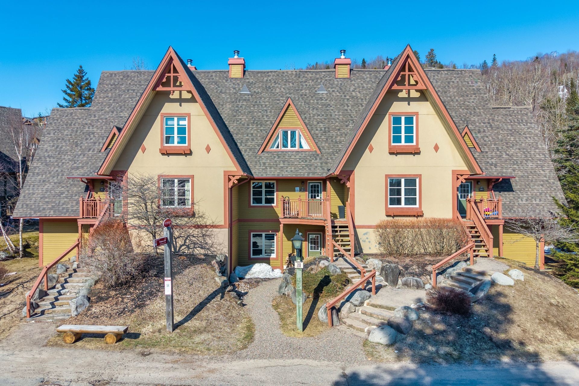 









218


Ch. de la Forêt

, 4,
Mont-Tremblant,




QC
J8E3K8

