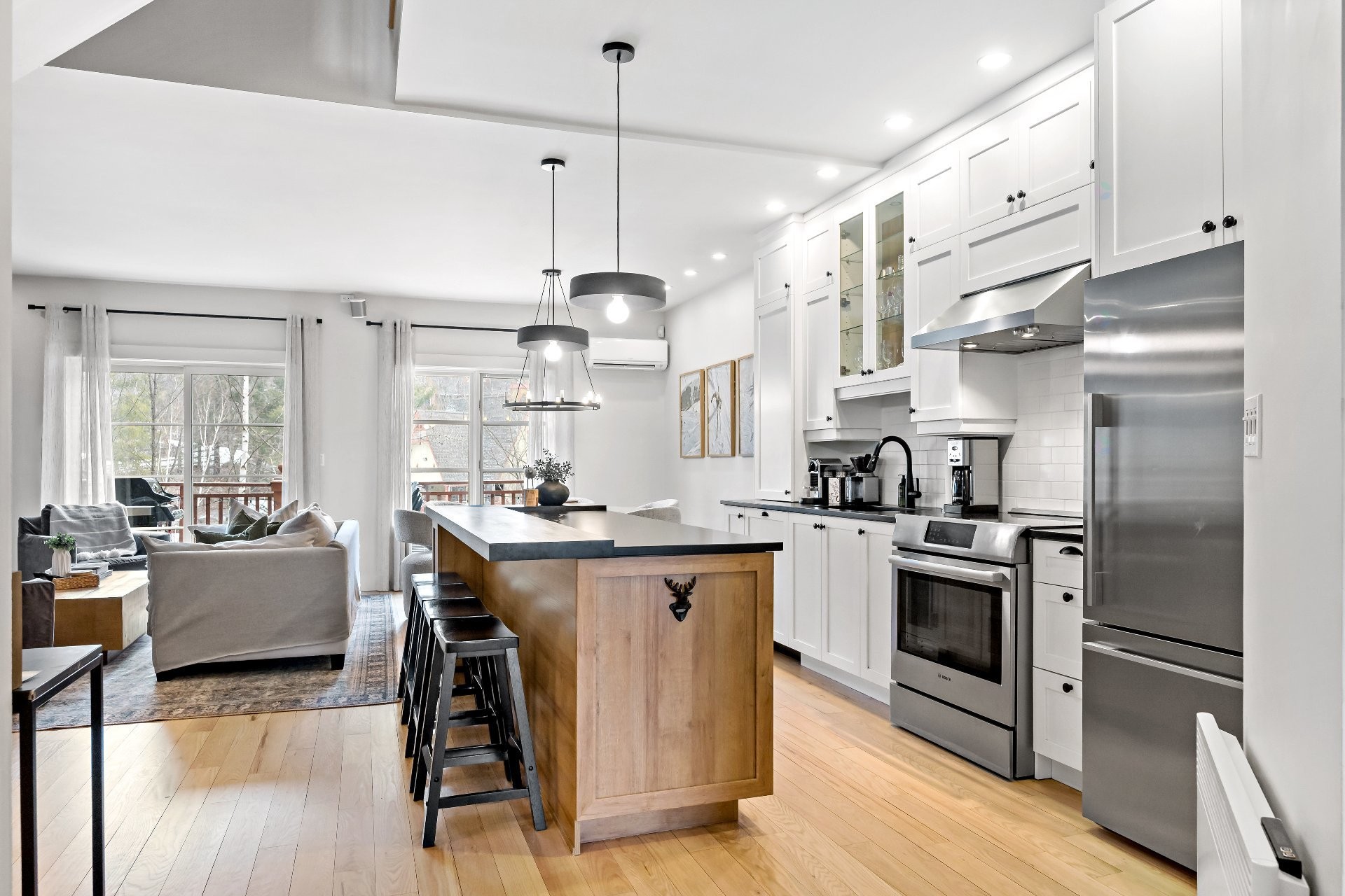 









218


Ch. de la Forêt

, 4,
Mont-Tremblant,




QC
J8E3K8

