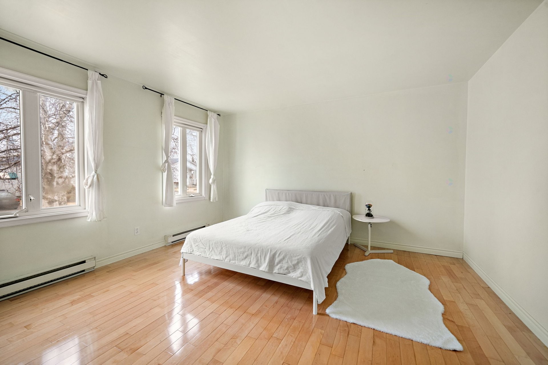 









1440


Rue Colomb

,
Sainte-Catherine,




QC
J5C1S9

