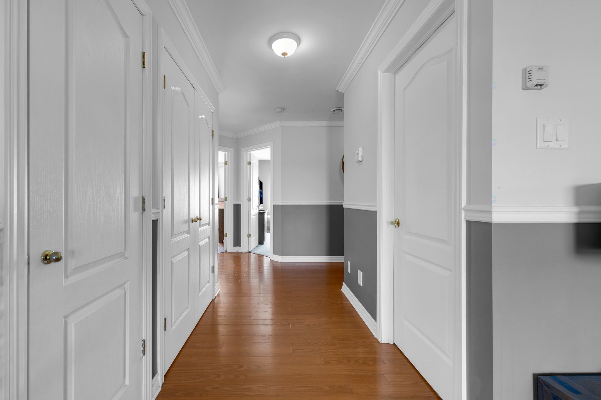 









600


Place du Sommet

, 301,
Saint-Jérôme,




QC
J7Y5L1

