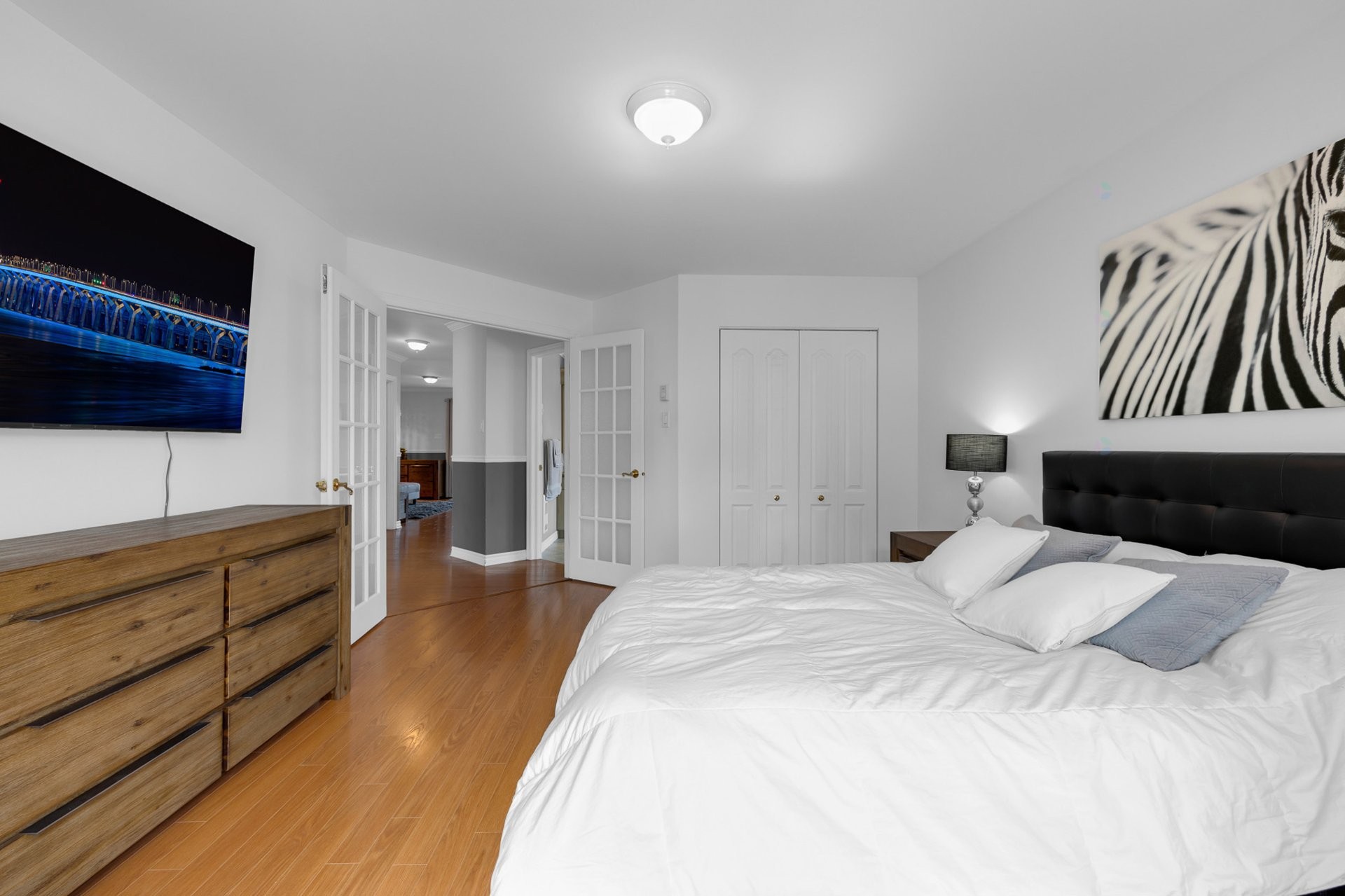 









600


Place du Sommet

, 301,
Saint-Jérôme,




QC
J7Y5L1

