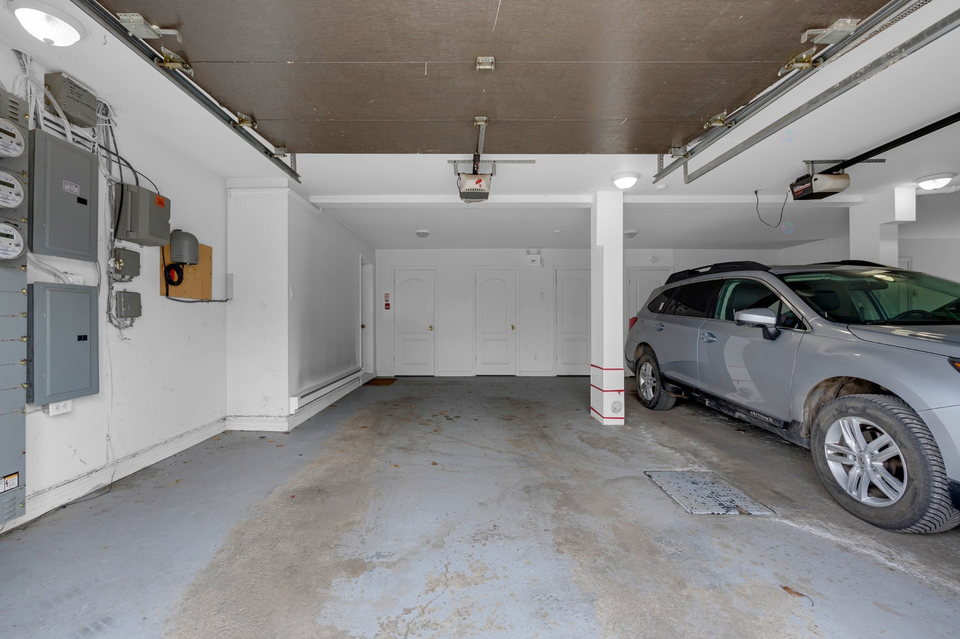 









600


Place du Sommet

, 301,
Saint-Jérôme,




QC
J7Y5L1

