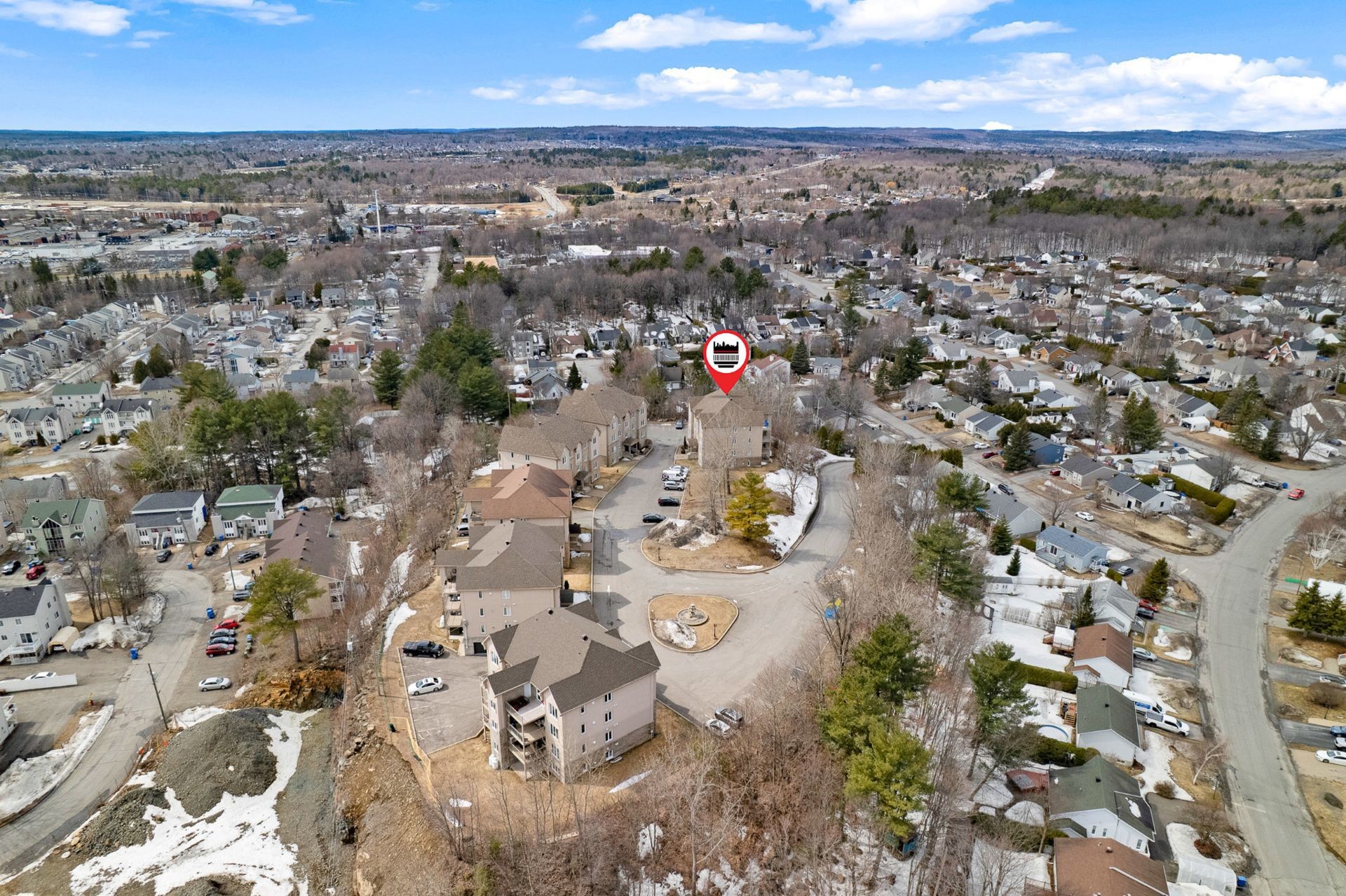 









600


Place du Sommet

, 301,
Saint-Jérôme,




QC
J7Y5L1

