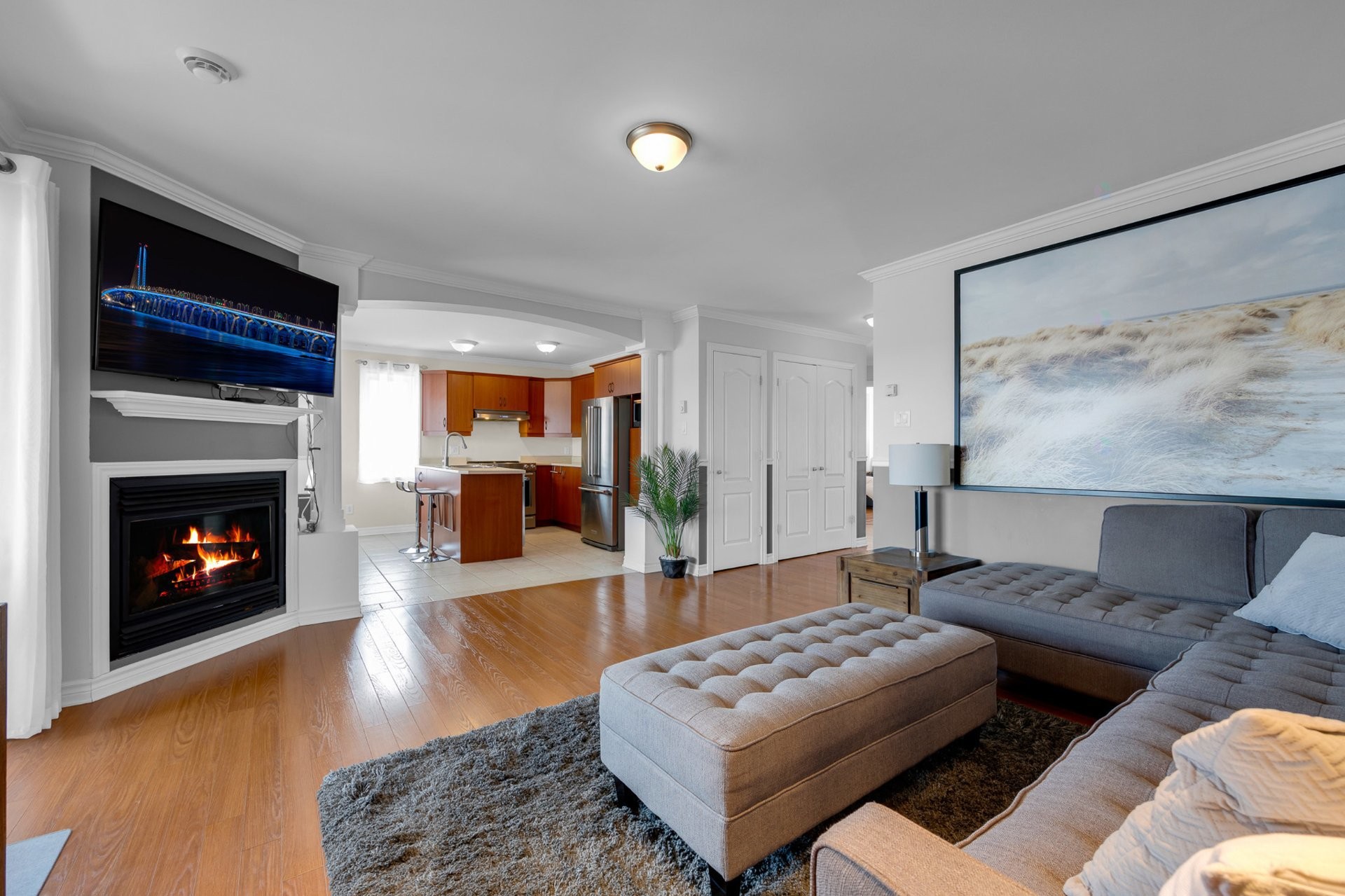 









600


Place du Sommet

, 301,
Saint-Jérôme,




QC
J7Y5L1

