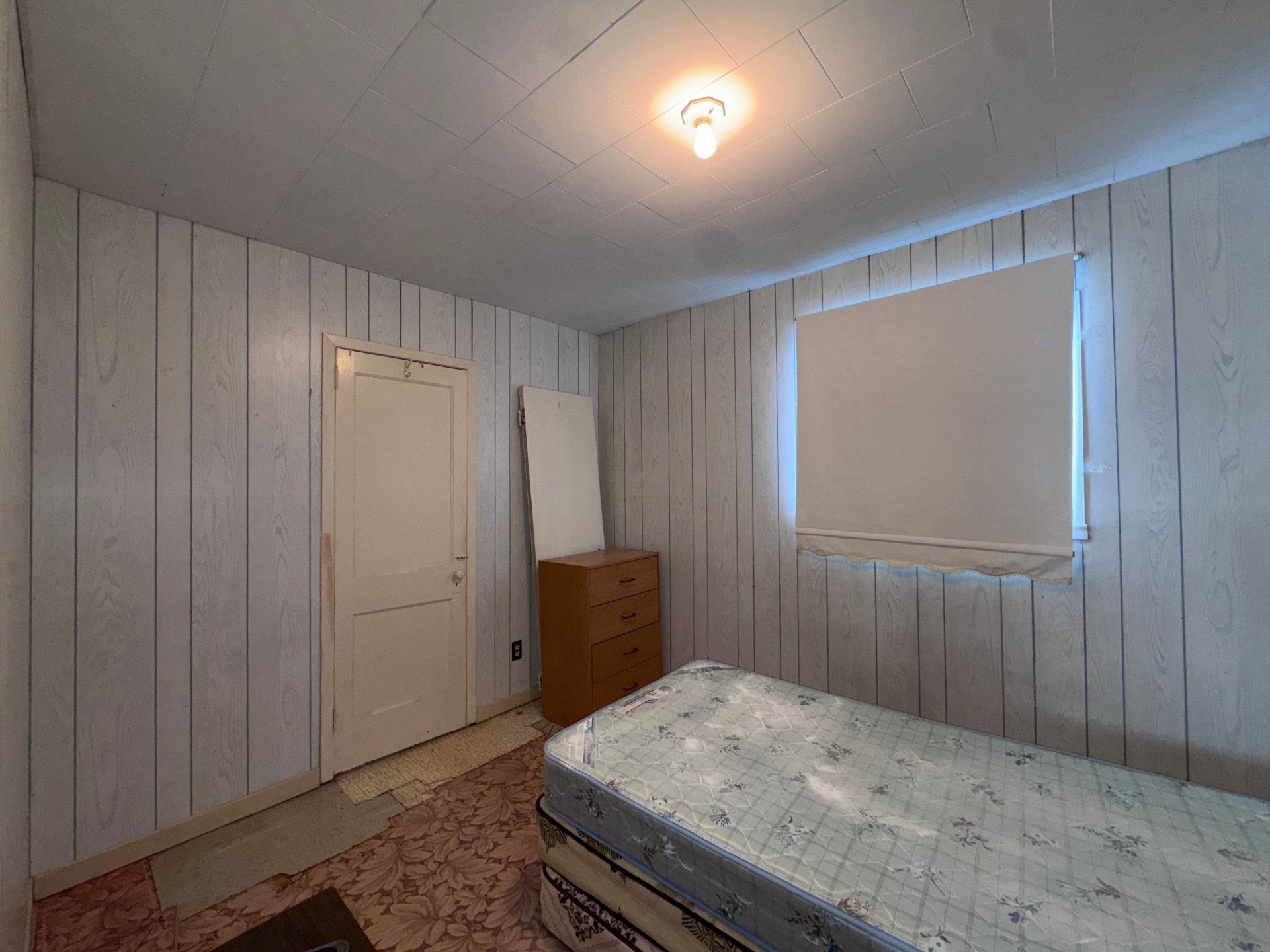 









12


3e Avenue E.

,
Rouyn-Noranda,




QC
J0Y1C0

