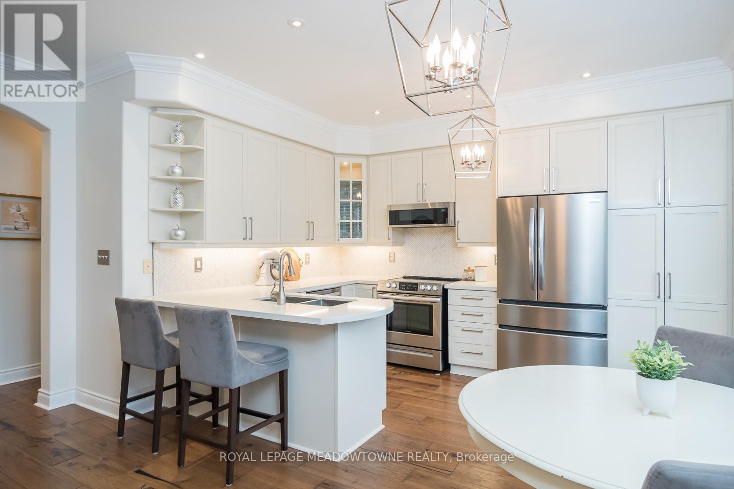 












946 LANCASTER BOULEVARD

,
Milton,




Ontario
L9T6A2

