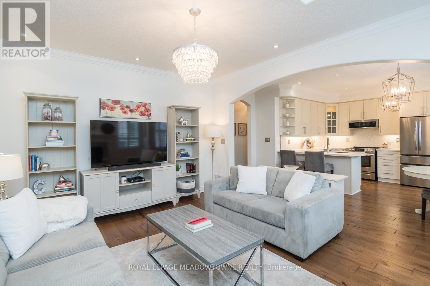 












946 LANCASTER BOULEVARD

,
Milton,




Ontario
L9T6A2

