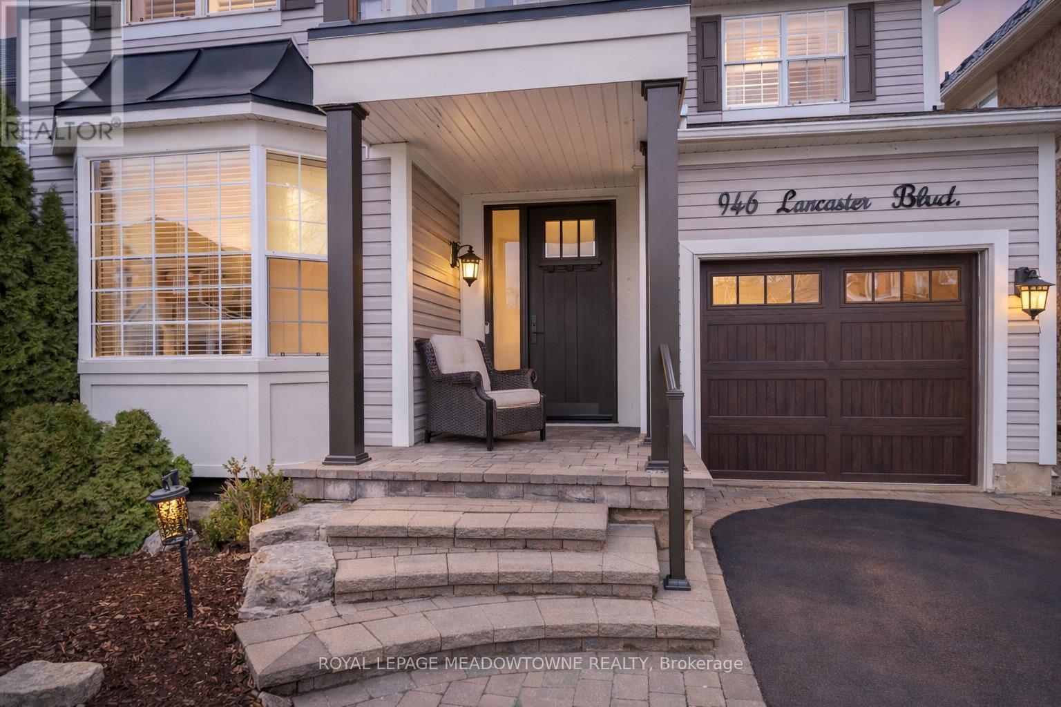 












946 LANCASTER BOULEVARD

,
Milton,




Ontario
L9T6A2

