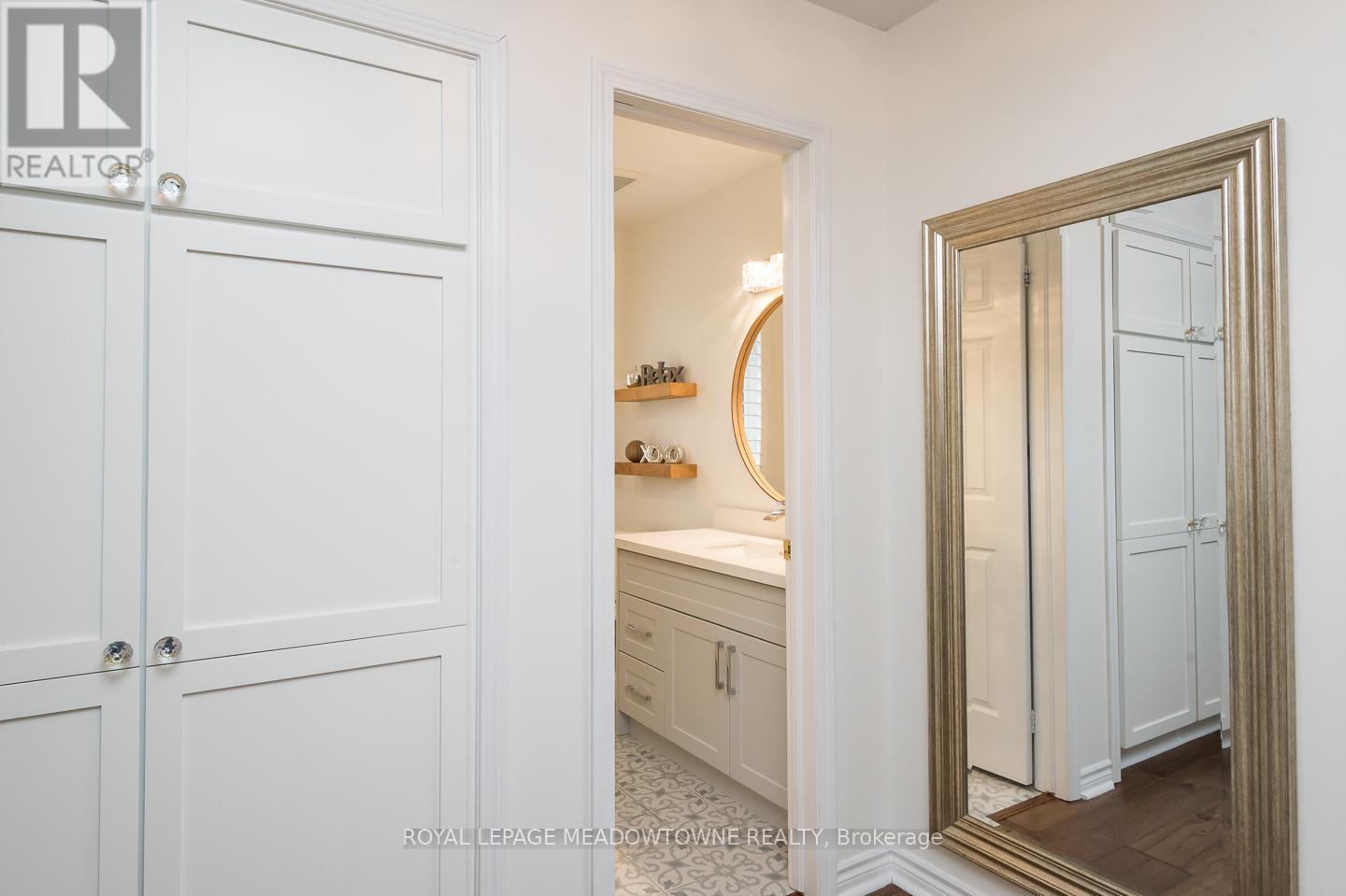 












946 LANCASTER BOULEVARD

,
Milton,




Ontario
L9T6A2

