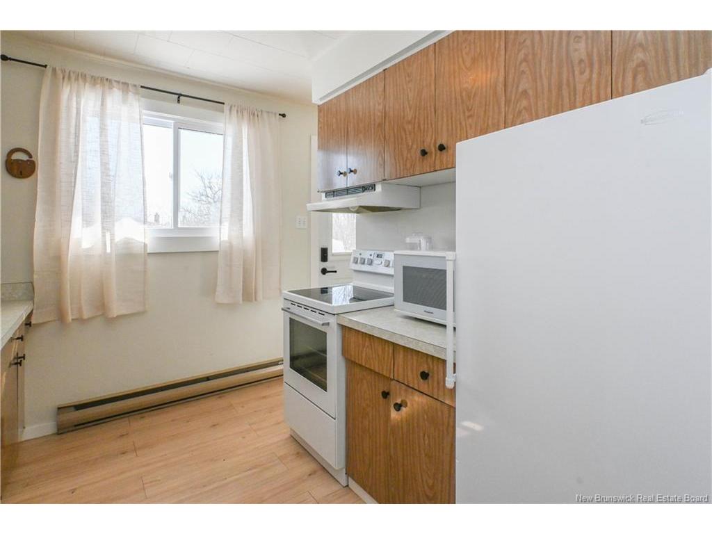 









148


des Pins

ST,
Shippagan,




NB
E8S 1K2

