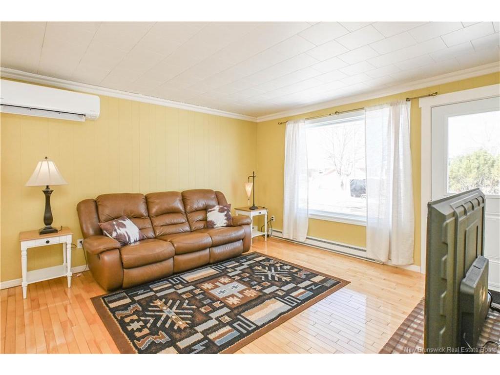 









148


des Pins

ST,
Shippagan,




NB
E8S 1K2

