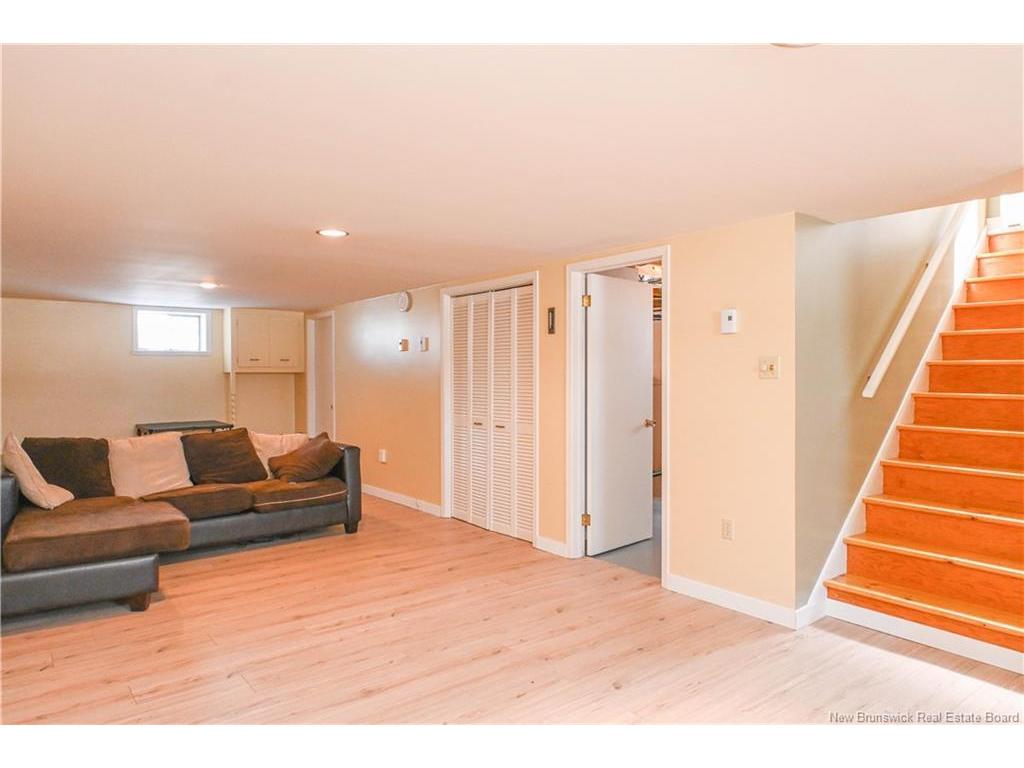









148


des Pins

ST,
Shippagan,




NB
E8S 1K2

