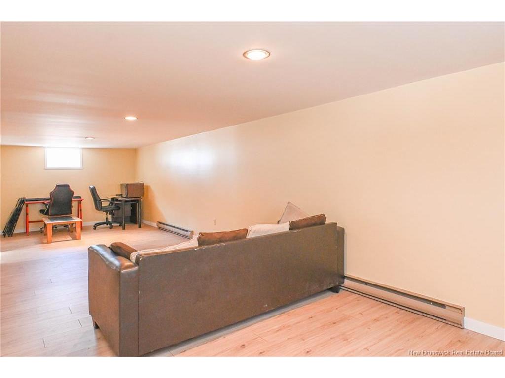 









148


des Pins

ST,
Shippagan,




NB
E8S 1K2


